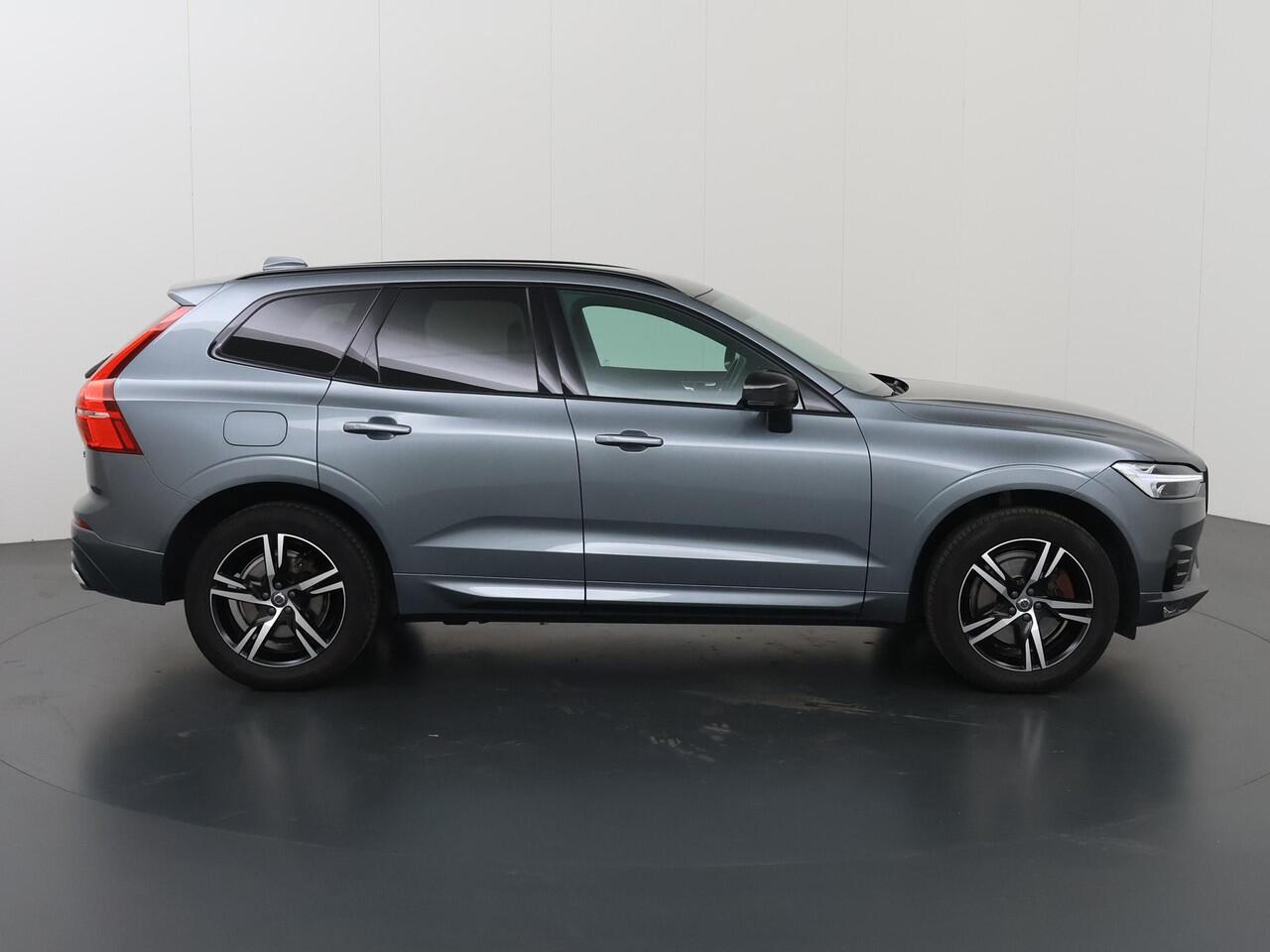 Volvo XC60 2.0 B4 R-Design | Navigatie | Elektr. Stoelen met Memory | Parkeercamera | Harman/Kardon | Stoelverwarming | Keyless Go |