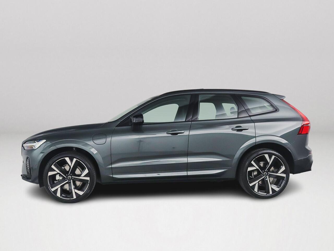 Volvo XC60 T6 Plug-in hybrid AWD Ultra Dark | Panoramdak | 360° camera | Luchtvering | Bowers & Wilkins | Head-up Display | Stoelventilatie | Stoel- en Stuurverwarming