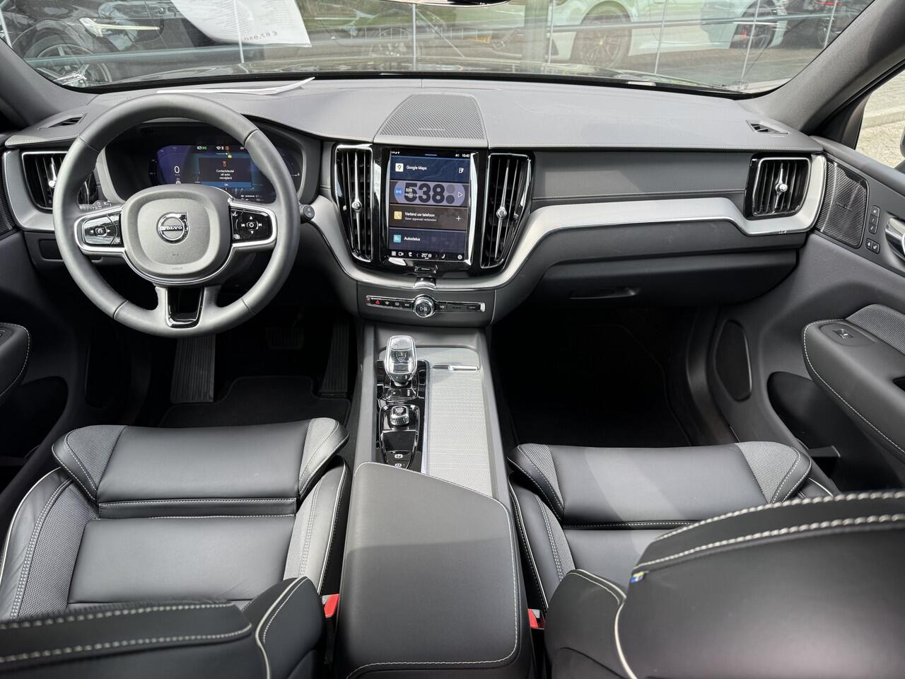 Volvo XC60 T8 (455pk) Recharge AWD Plus Black Edition ** Panodak ** HUD ** H&K ** 360 camera ** Trekhaak NP 80K **