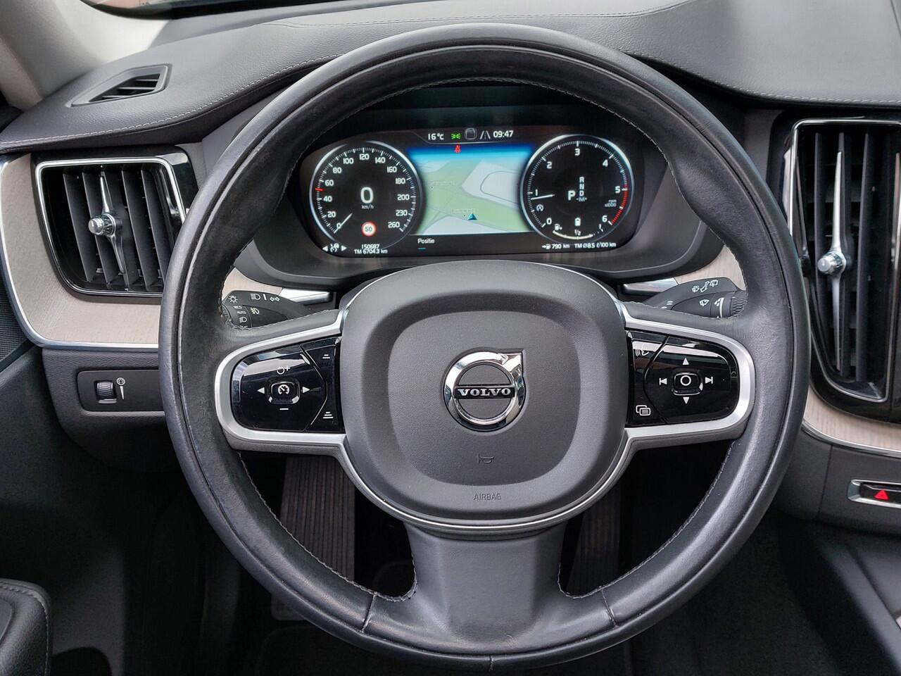 Volvo XC60 2.0 B4 197pk Automaat AWD Inscription | Navi | Apple Carplay+Android Auto | Clima | Adap.Cruise | Leder+Elek.Verstel.Memo | Panoramadak | Dodehoek+Rijstrooksensor | Pdc V+A+Camera | 19''lm