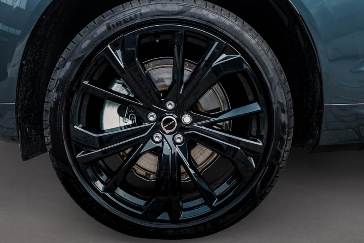 Volvo XC60 MY26 T6 Plus Black Edition Recharge Plug-In Hybrid AWD Pano l Lo