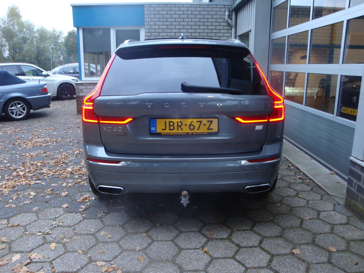 Volvo XC60 2.0 Recharge T6 AWD R-Design