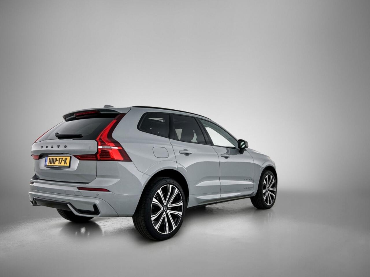 Volvo XC60 2.0 T8 AWD Plus Dark | Harman/Kardon | Panoramadak