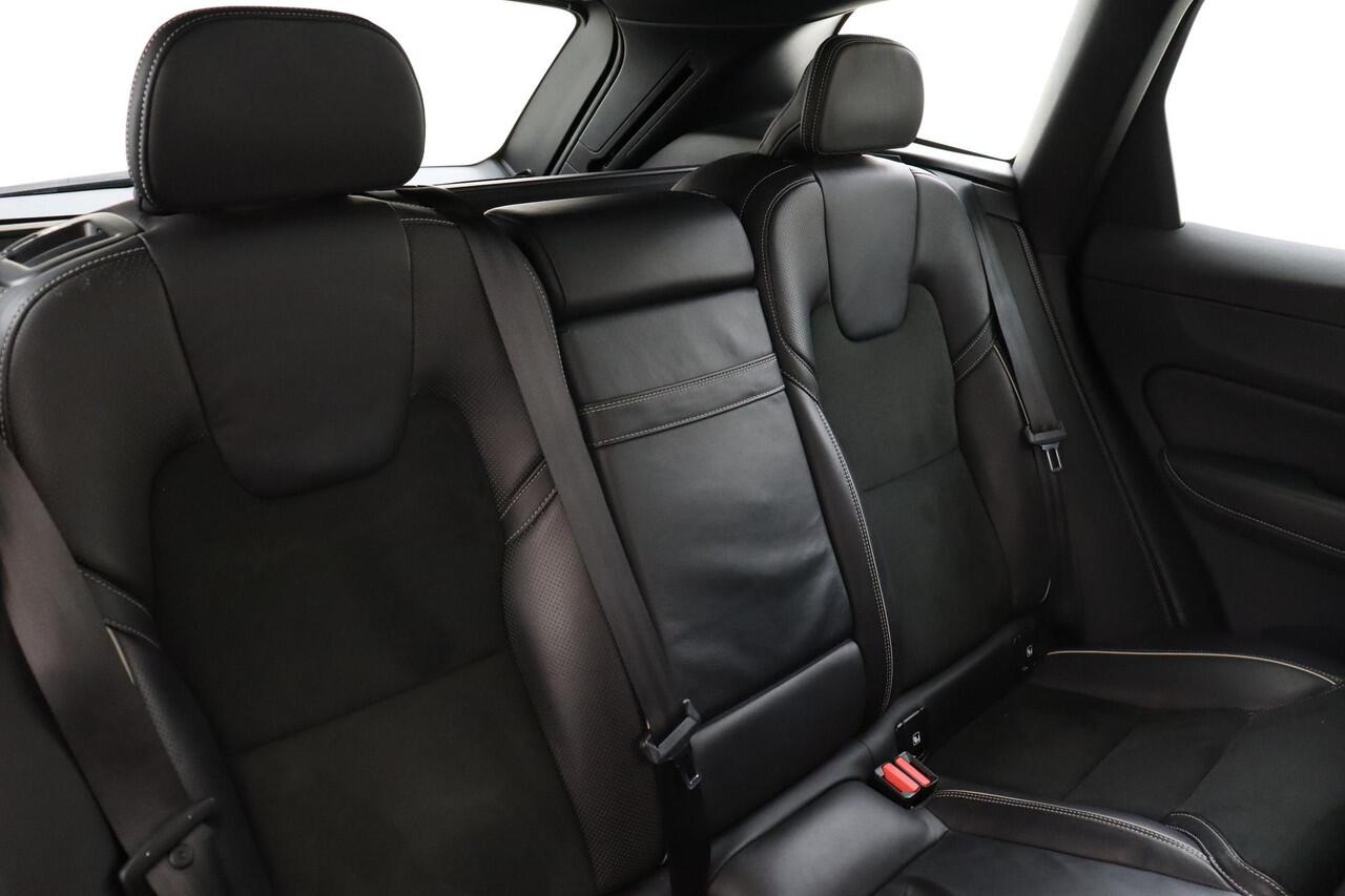 Volvo XC60 T4 AUT. R-DESIGN -PANO.DAK|KEYLESS|TREKHAAK|PDC|VERW.VOORSTOELEN|BLIS