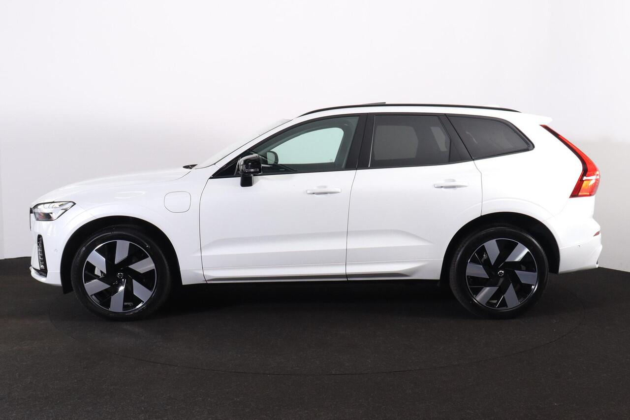 Volvo XC60 T8 Recharge AWD Plus Dark - Panorama/schuifdak - IntelliSafe Assist & Surround - 360º Camera - Harman/Kardon audio - Verwarmde voorstoelen, stuur & achterbank - Parkeersensoren voor & achter - Elektr. bedienb. voorstoelen met geheugen - Draadloze tel. lad