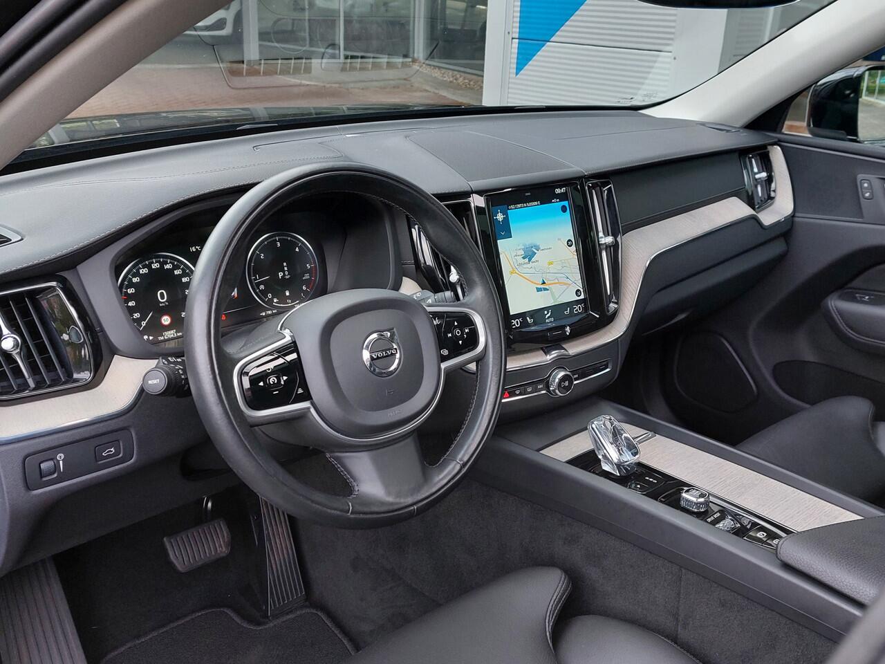 Volvo XC60 2.0 B4 197pk Automaat AWD Inscription | Navi | Apple Carplay+Android Auto | Clima | Adap.Cruise | Leder+Elek.Verstel.Memo | Panoramadak | Dodehoek+Rijstrooksensor | Pdc V+A+Camera | 19''lm