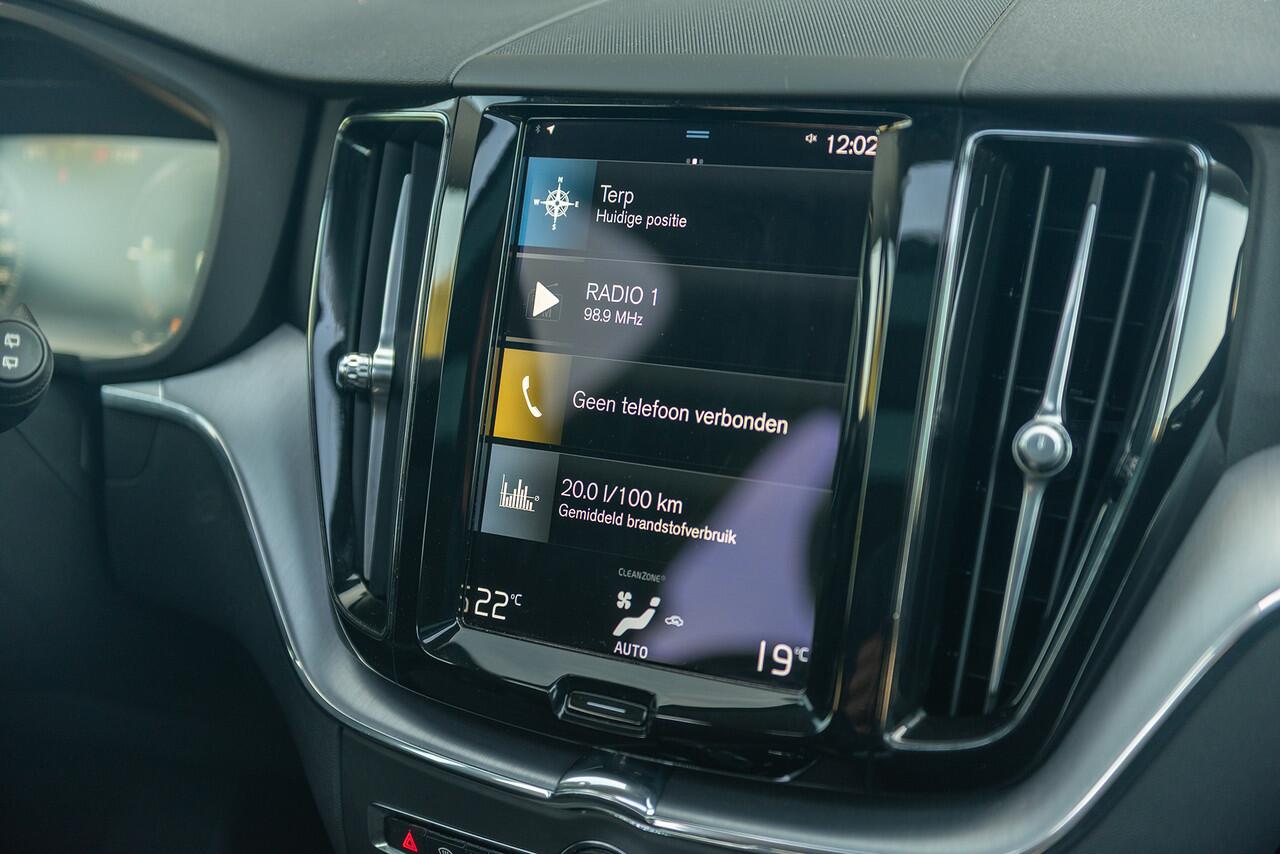 Volvo XC60 T6 Aut. Inscription Navigatie Panoramadak 340pk