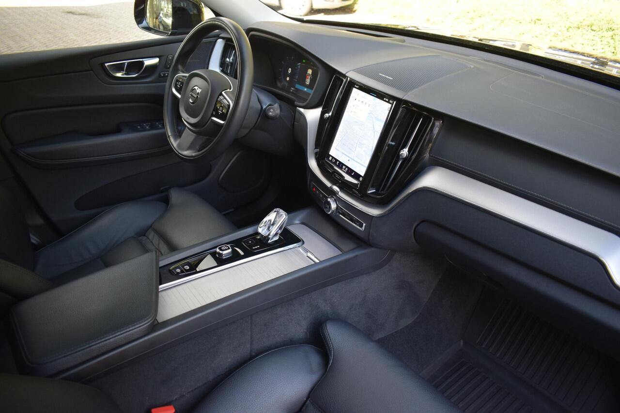 Volvo XC60 2.0 T6 AWD Inscription met Pano/21inch/Nappa/Harma