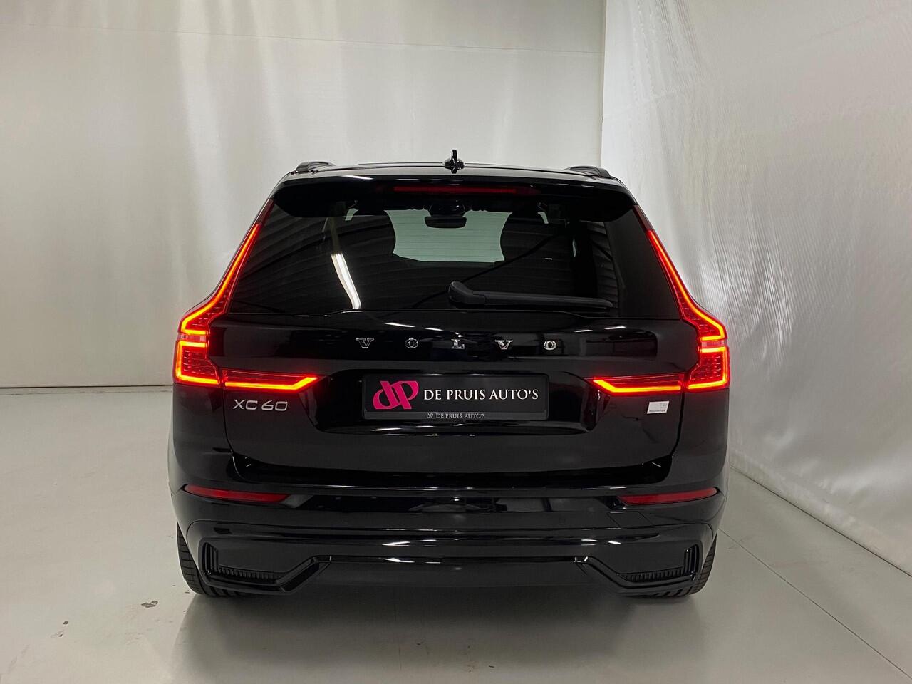 Volvo XC60 2.0 T8 Plug-in hybrid AWD Plus Dark Black Edition Luchtvering Panorama Trekhaak Harman Kardon 360º view 21inch Memo Stoelen Leer Apple CarPlay