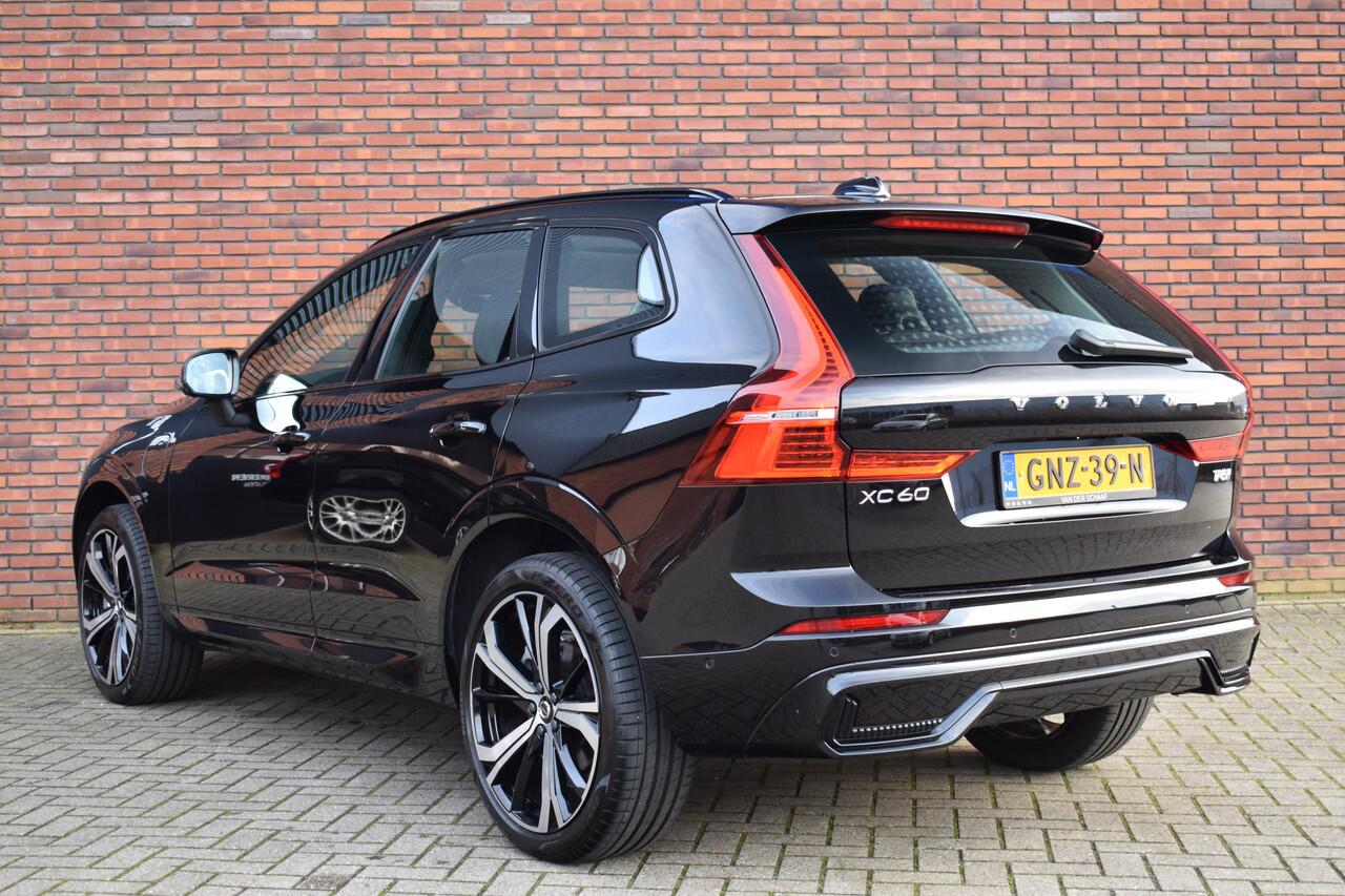 Volvo XC60 T6 350PK Plug-in hybrid AWD Plus Dark | 360 Camera | Trekhaak | 21'' |