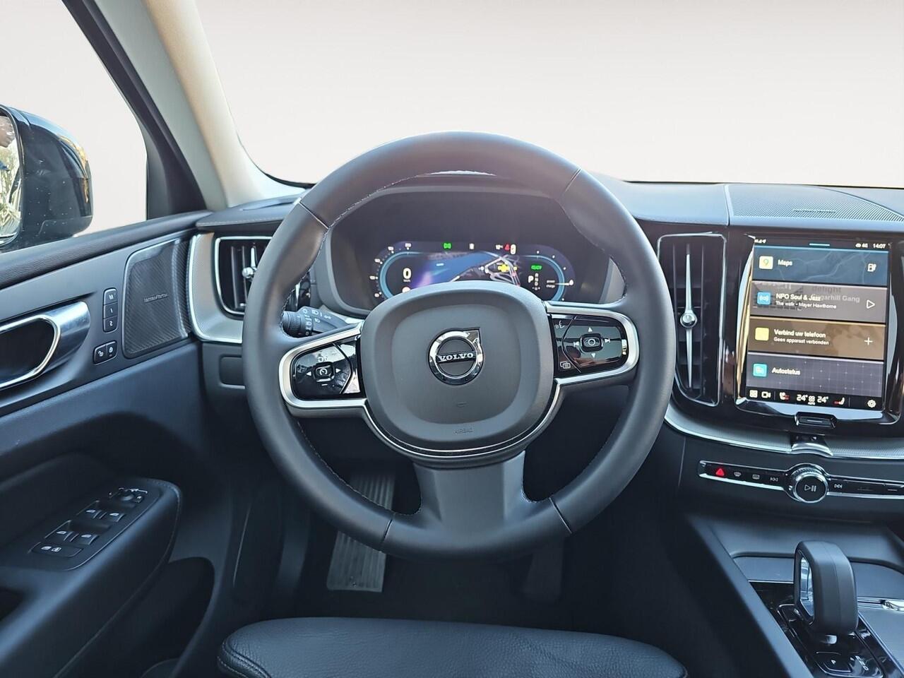 Volvo XC60 T8 Plug-in hybrid AWD Ultimate Dark | 360° camera | Harman Kardon |