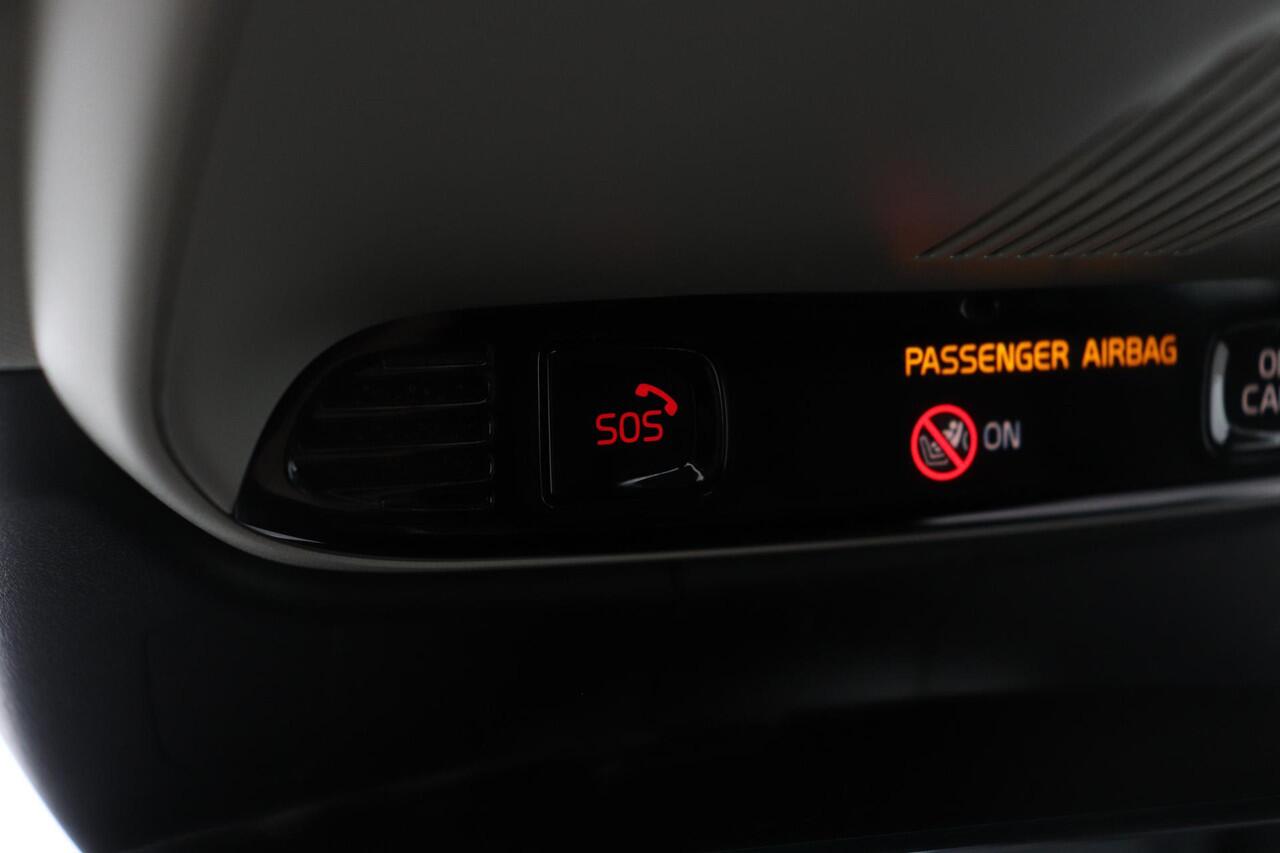 Volvo XC60 T5 Momentum Pro | harman/kardon | Leder | Keyless | Camera | Stoelverwarming