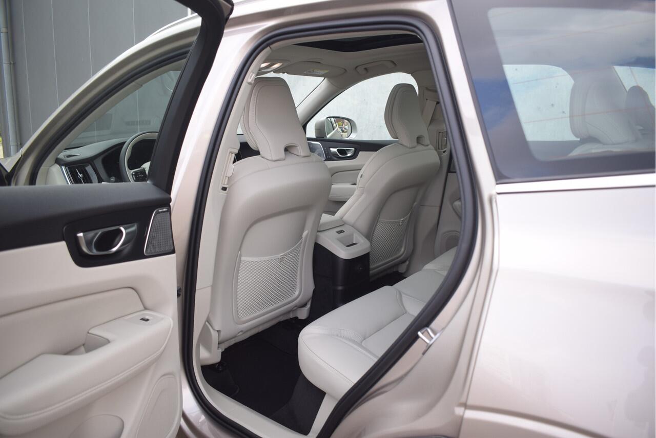 Volvo XC60 T6 AWD 350pk Ultra Bright / Luchtvering / Bowers en Wilkins audio / HUD / 360 camera / Stoelmassage /