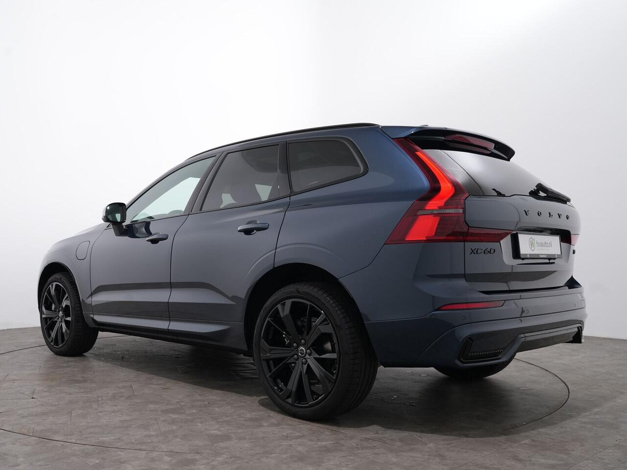 Volvo XC60 2.0 T8 RECHARGE AWD 455PK PLUS BLACK EDITION AUT8 MY26 | Trekhaak | Pilot Assist | Privacy Glass