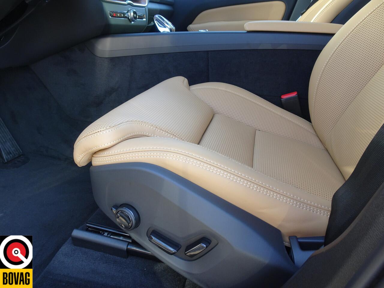 Volvo XC60 2.0 T6 Plug-in hybrid AWD Ultra Bright