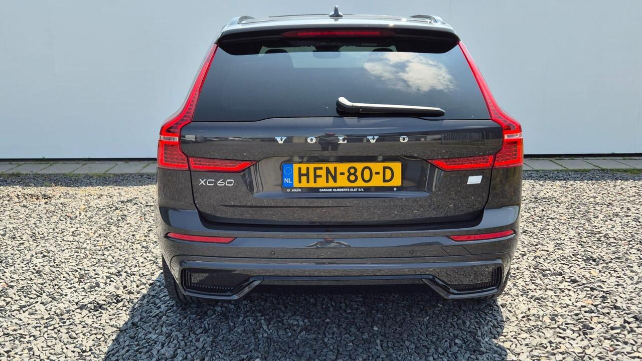 Volvo XC60 2.0 T8 Phev AWD Ultra Dark 360 Camera - Leder pakket - Privacy Glas - 21 Inch Licht metaal