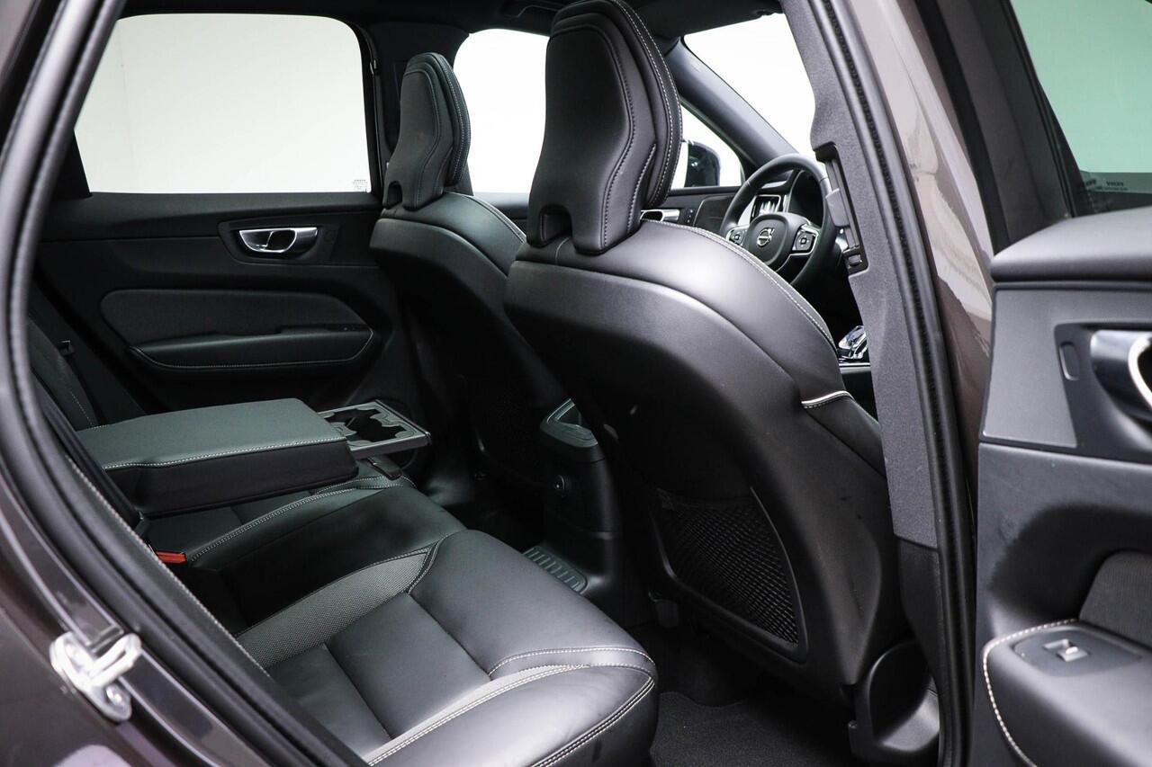 Volvo XC60 2.0 T6 Plug-in hybrid AWD Ultimate Dark | PANORAMADAK | LED | DAB | APPLE | CAMERA | 20"