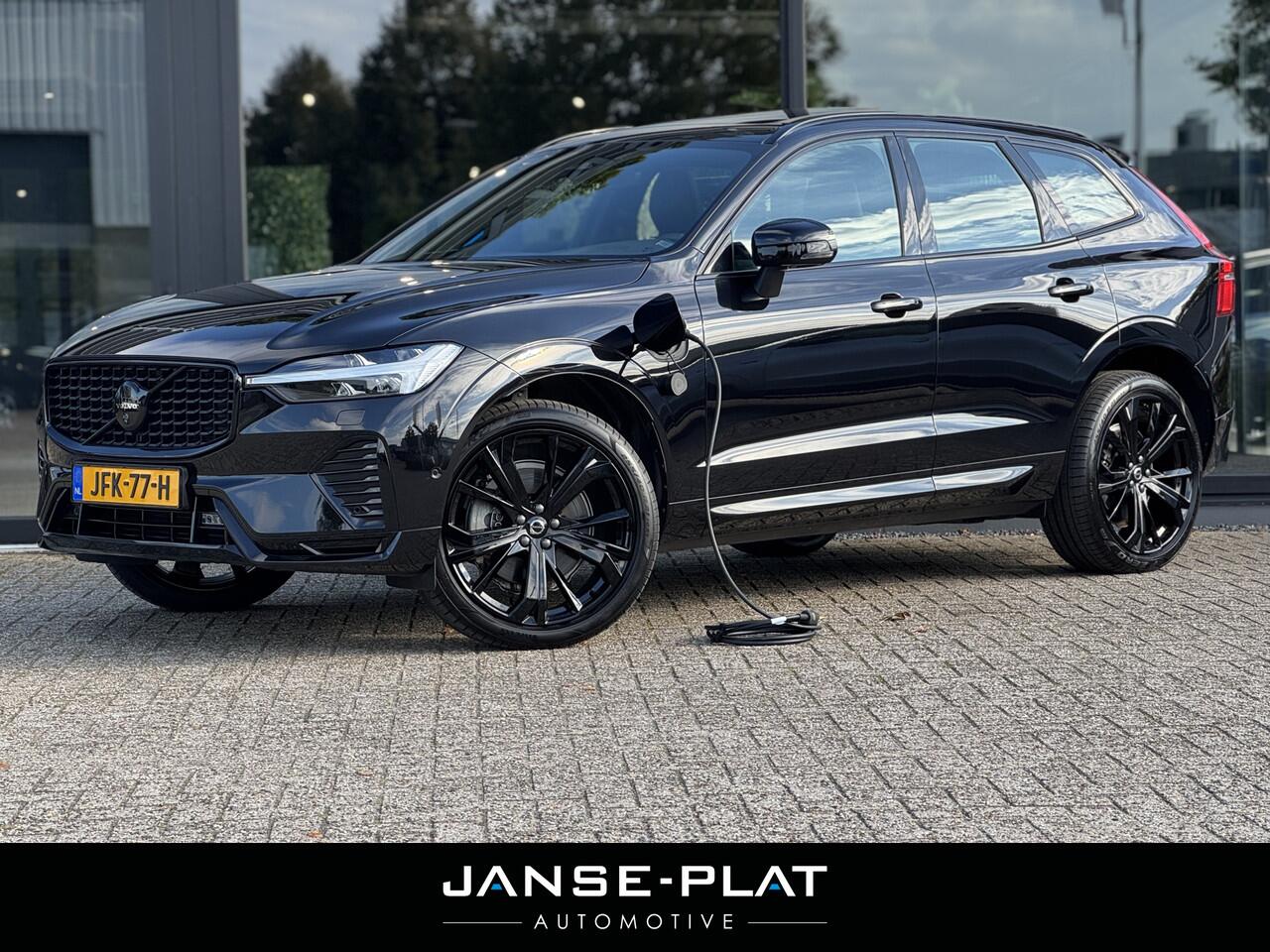 Volvo XC60 2.0 T6 Plug-in AWD Plus Black Edition Long Range | Pano | Harman/Kardon |