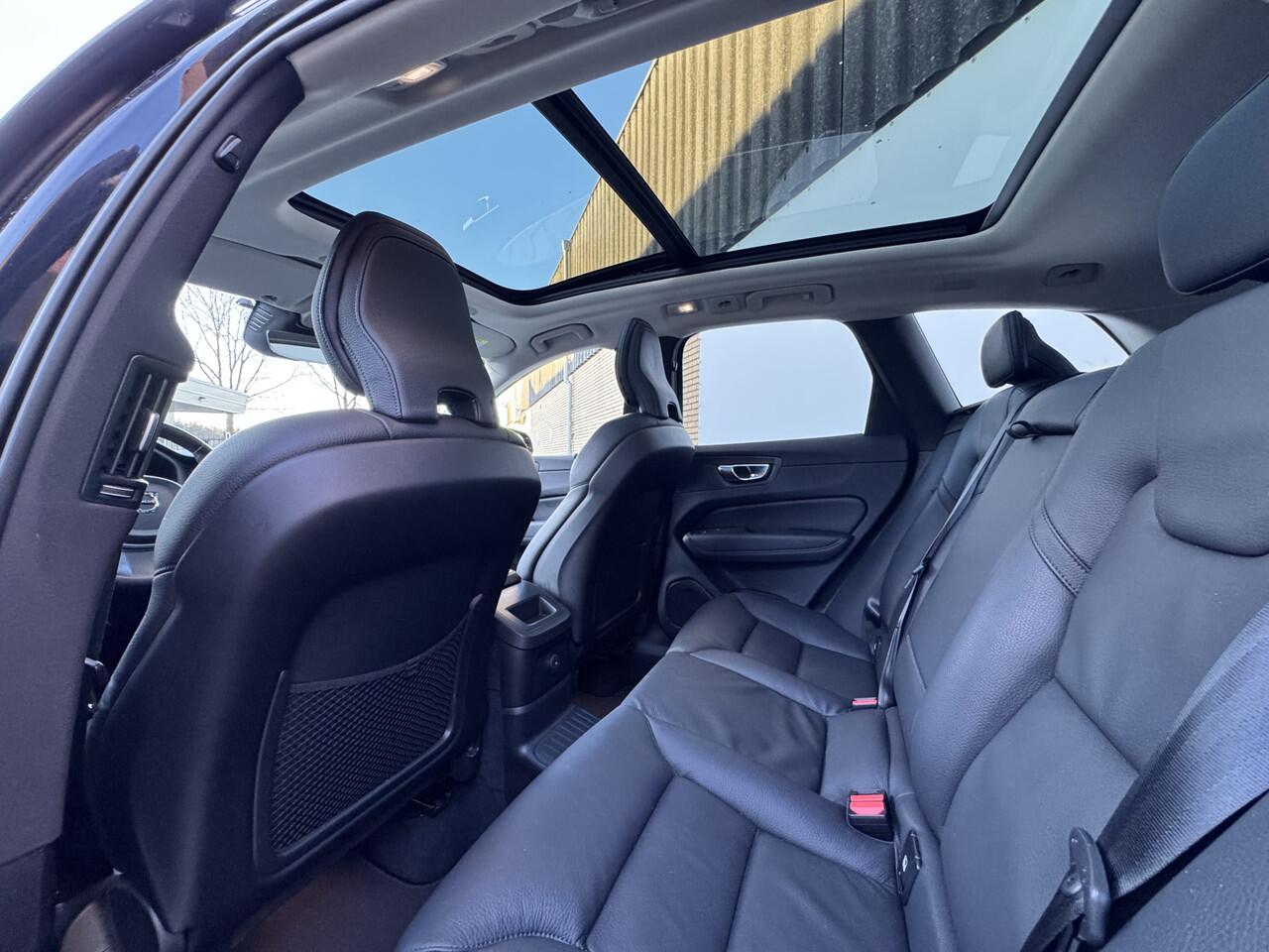 Volvo XC60 2.0 T6 Plug-in hybrid AWD Inscription Getint glas | 360 Camera | Stoelverwarming | Long Range