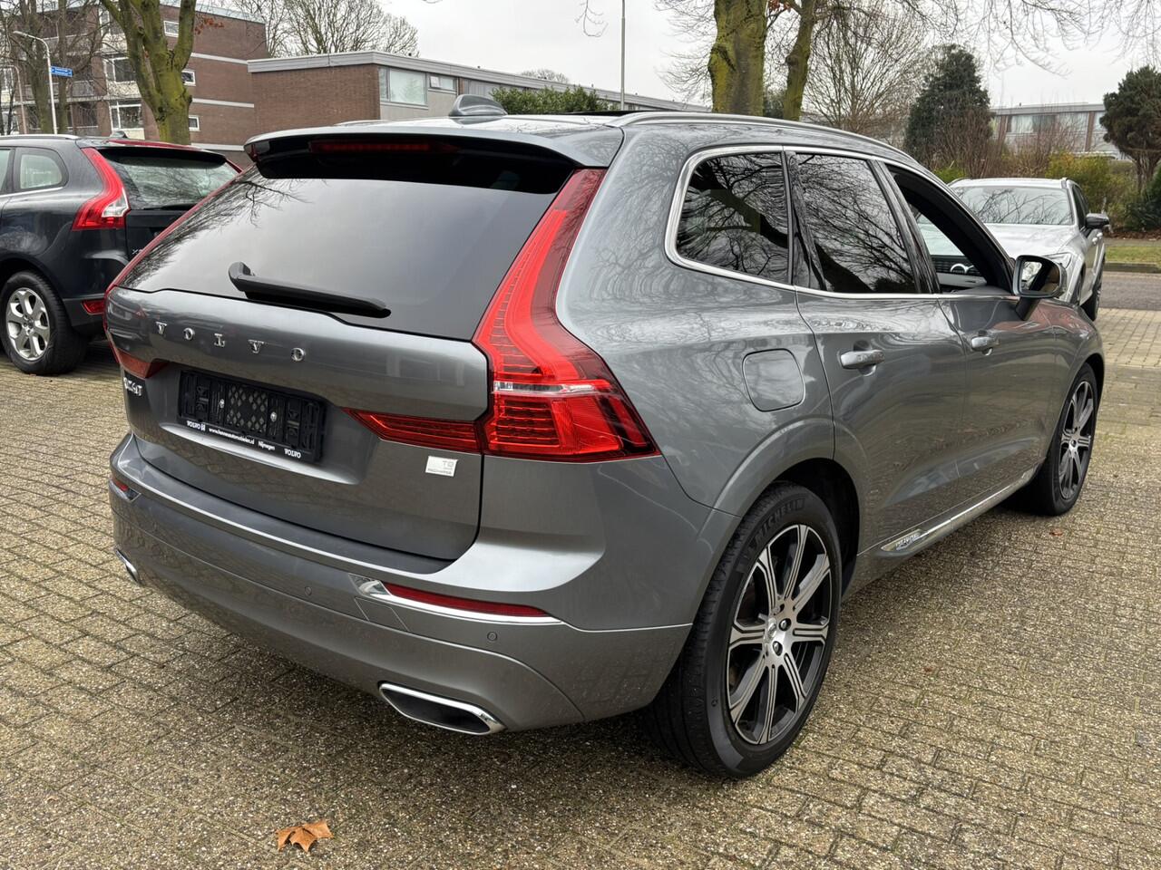 Volvo XC60 T8 AWD Inscription Luchtvering HeadUp Stoelventilatie DABPilot Assist 360