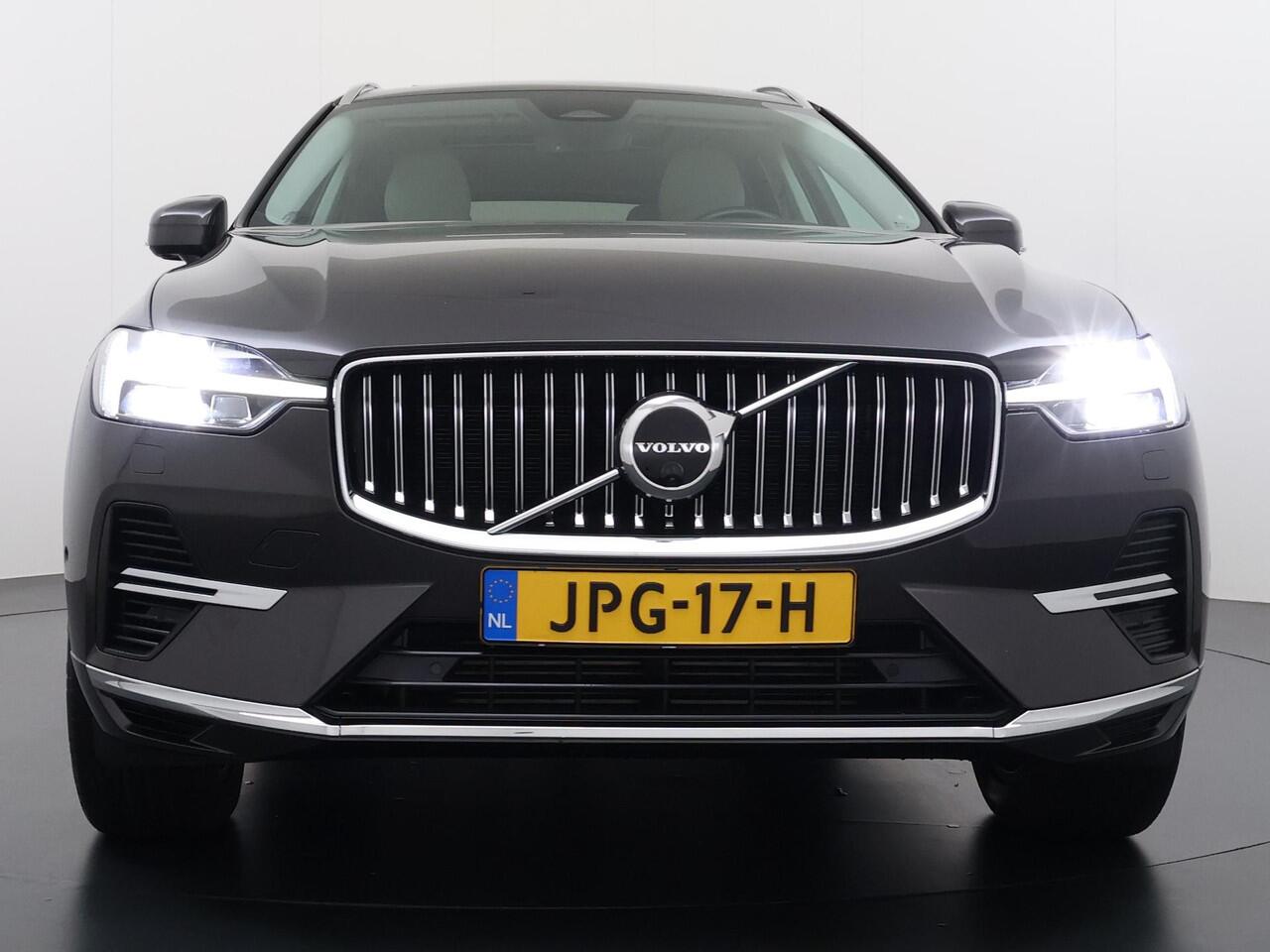 Volvo XC60 2.0 T6 Plug-in hybrid AWD Inscription Expression VAN: 41.900,- VOOR: 37770,- UW EINDEJAARSVOORDEEL: 4,130,- Mega Vol! 360° Camera | Harman Kardon | Leder | Stoel+Stuurverwarming | Panoramadak | Trekhaak | 12 mnd Bovag Garantie