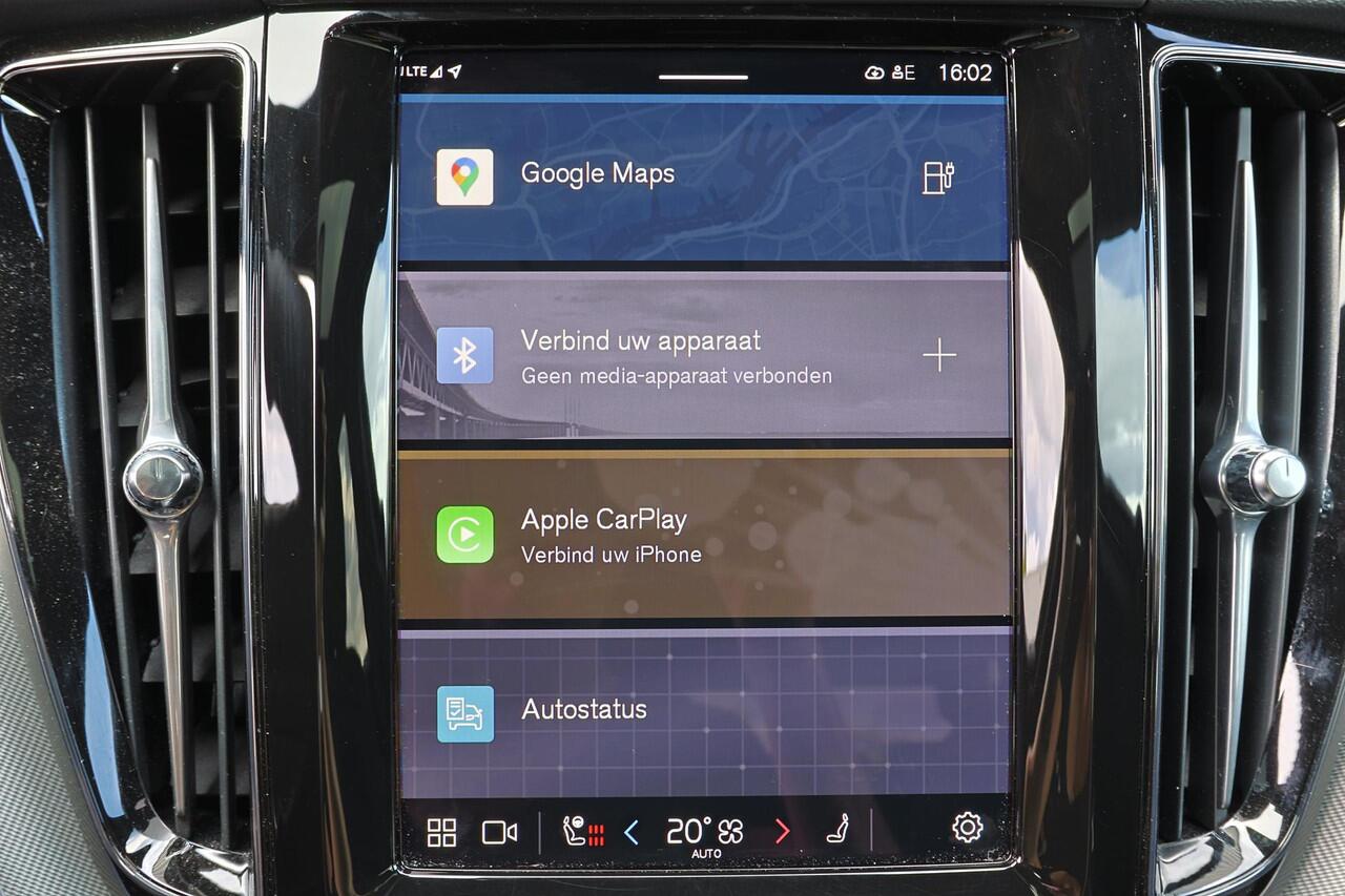 Volvo XC60 T6 Recharge AWD Plus Black Edition - Luchtvering - Panorama/schuifdak - IntelliSafe Assist & Surround - 360º Camera - Harman/Kardon audio - Adaptieve LED koplampen - Verwarmde voorstoelen, stuur & achterbank - Parkeersensoren voor & achter - Elektr. bedie