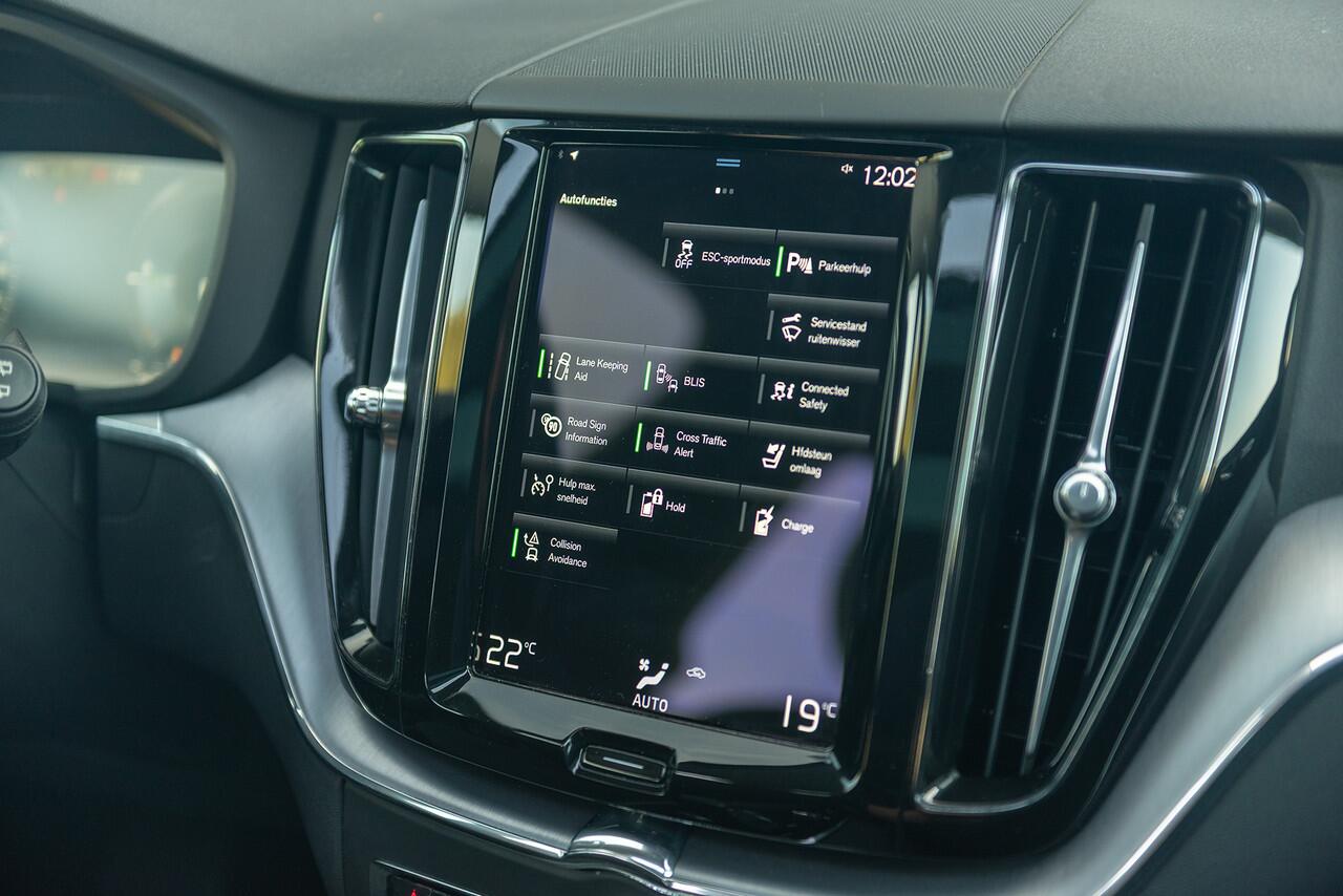 Volvo XC60 T6 Aut. Inscription Navigatie Panoramadak 340pk