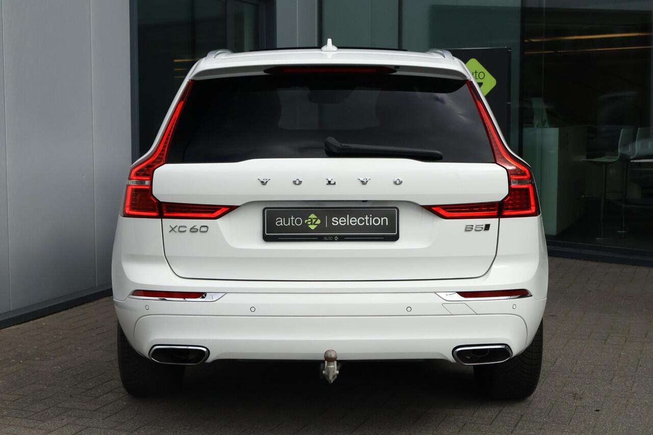 Volvo XC60 2.0 B5 AWD Inscription / Pano / Trekhaak / Camera