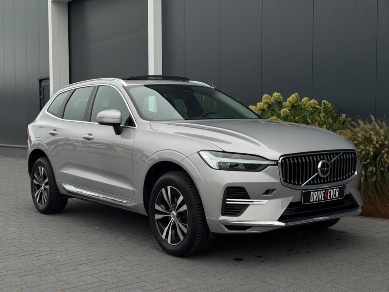 Volvo XC60 2.0 T6 AWD Inscr.Exp FULL PANO NAVI LEDER LED PDC
