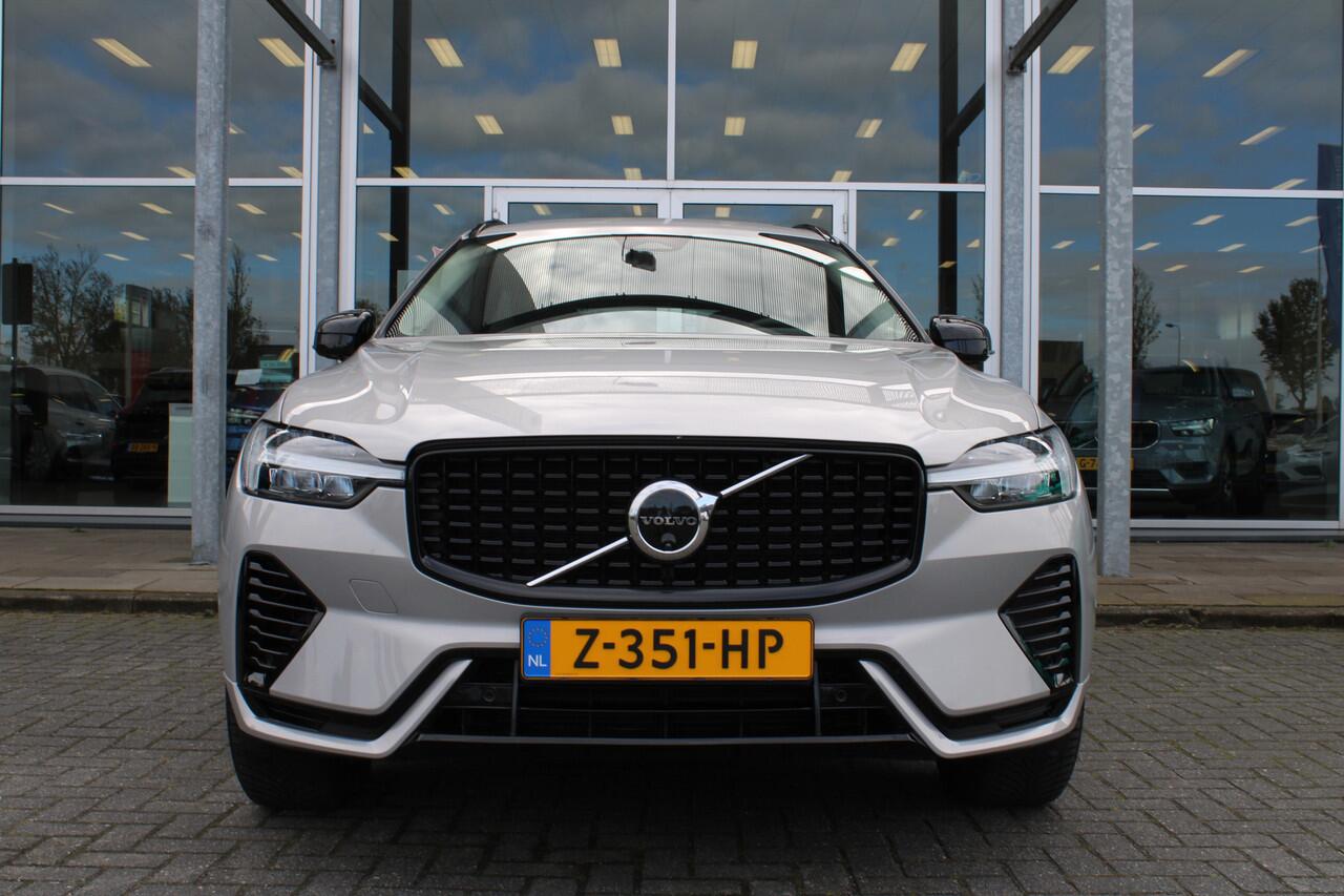 Volvo XC60 T6 Plug-in hybrid AWD Plus Dark | Schuif/kanteldak | El. Trekhaak | 360 Camera | Verw. Voorstoelen & stuurwiel