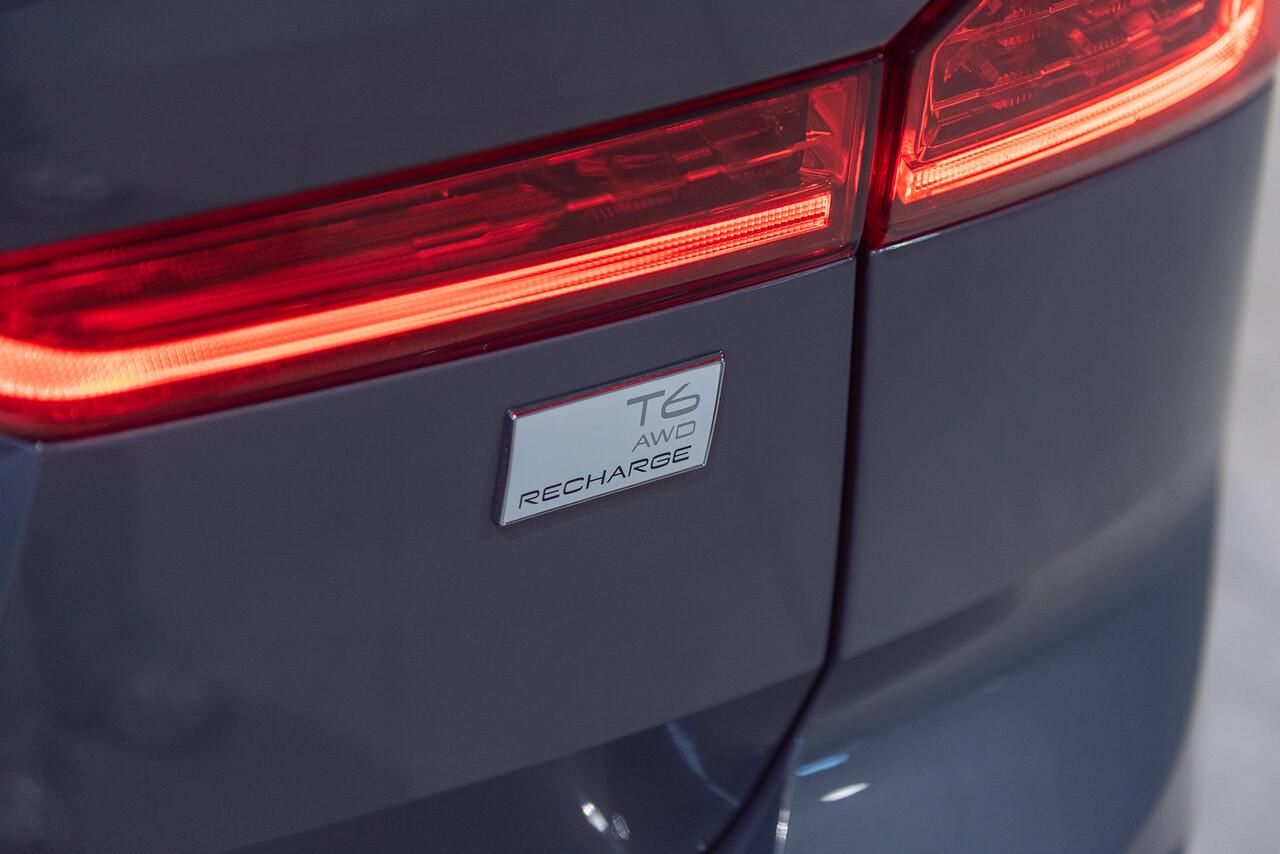 Volvo XC60 T6 Aut. LongRange Plus Dark CruiseControl Parkeercamera 350pk