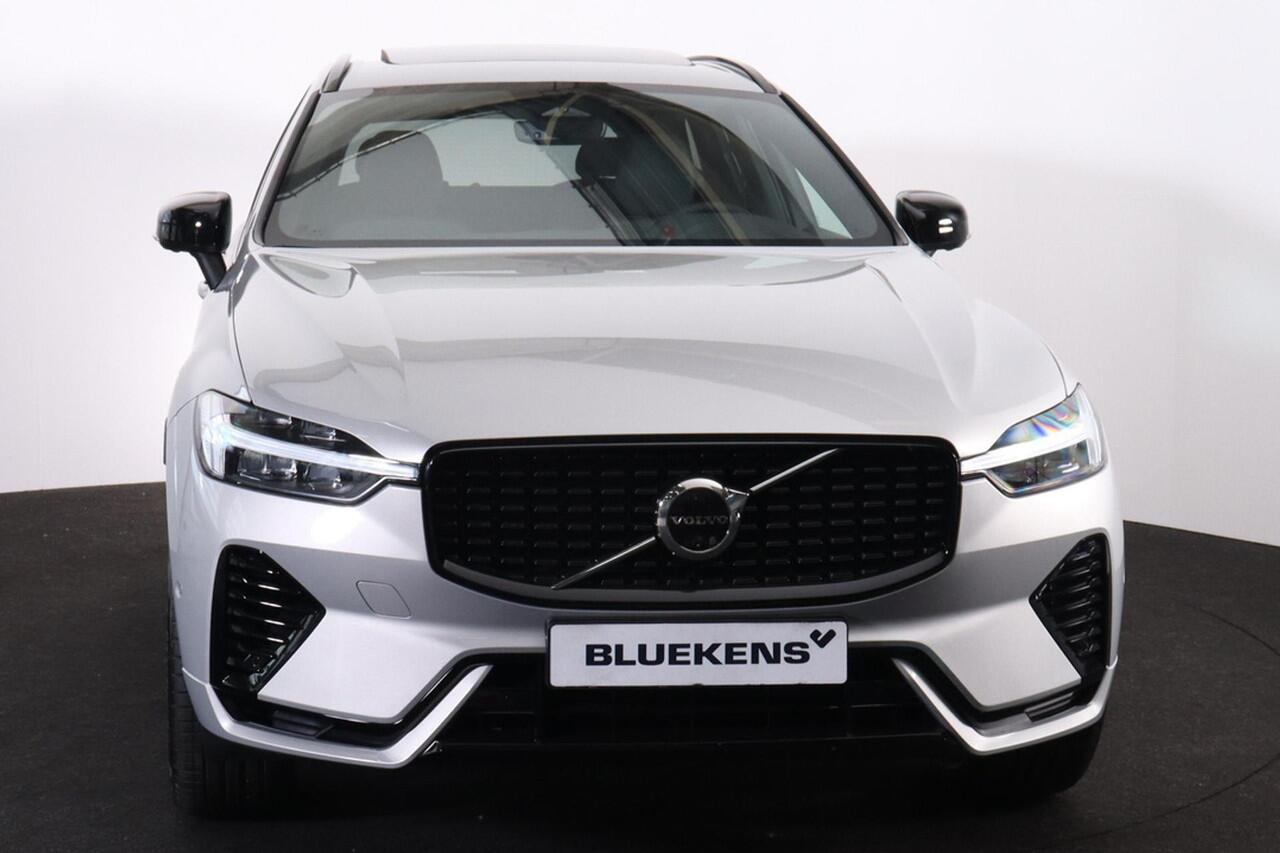 Volvo XC60 T6 Plug-in hybrid AWD Plus Dark - 21' LMV - 360° camera - Panoramisch schuif-/kanteldak - Harman Kardon audio - Adaptive Cruise Control met Pilot Assist - BLIS dodehoekassistentie - Keyless - Stoelverwarming voor & achter - Verwarmbaar stuurwiel - Getint 