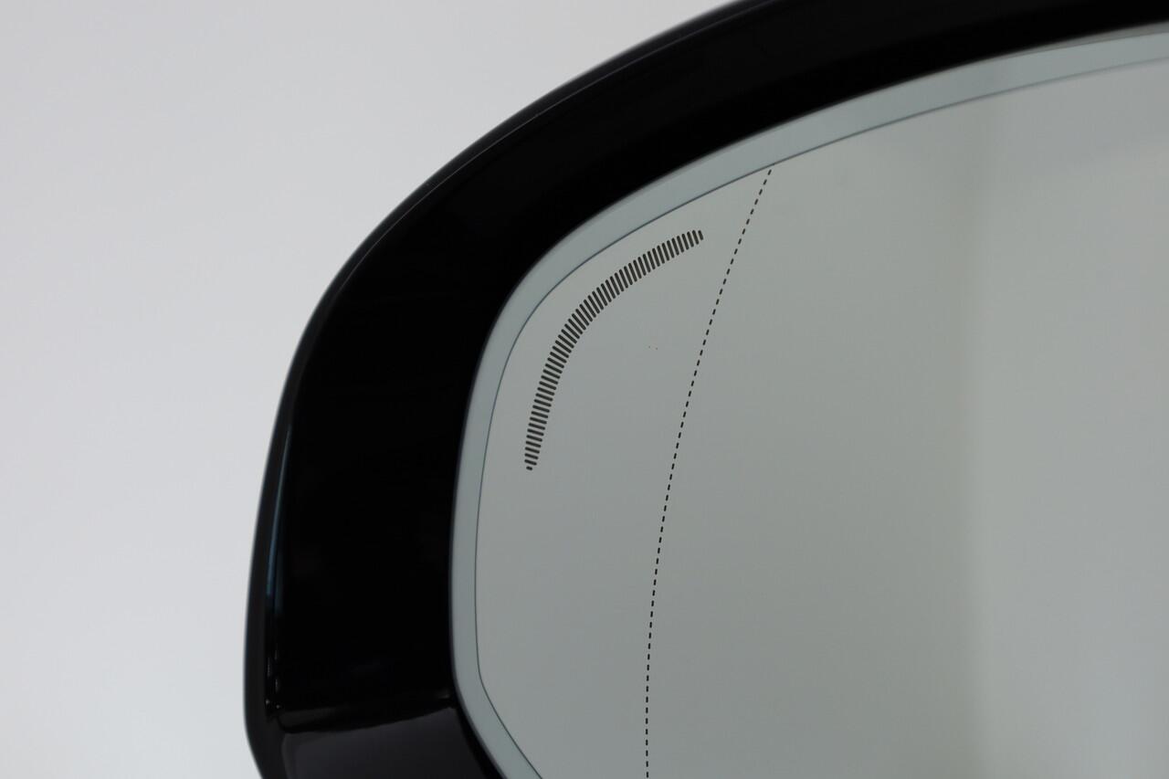 Volvo XC60 2.0 T6 Plug-in hybrid AWD Plus Black Edition | Pano | 360Cam | Stoel- Stuurverw. | Memory | Harman Kardon | CarPlay | 21''