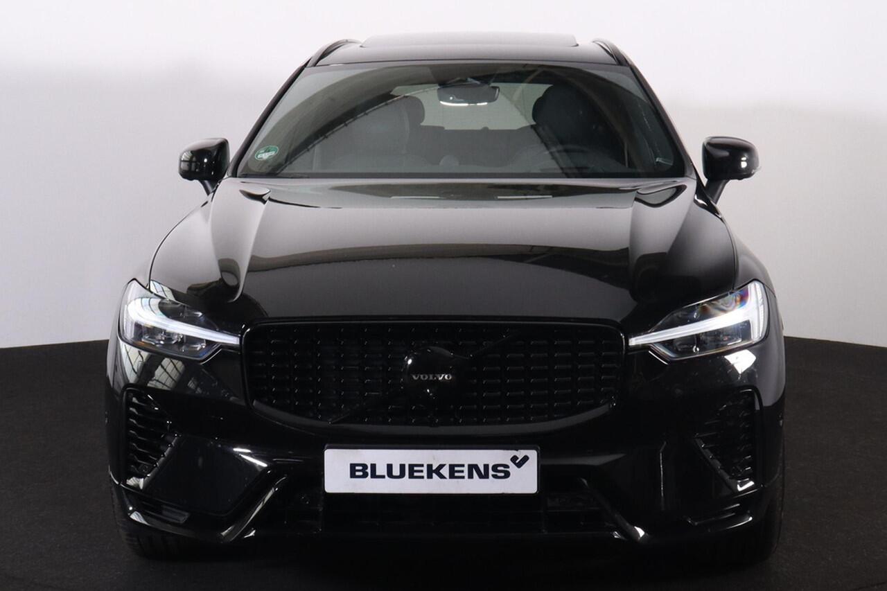 Volvo XC60 T8 Recharge AWD Ultra Black Edition - Luchtvering - Panorama/schuifdak - Massage&Ventilatie stoelen - IntelliSafe Assist & Surround - 360º Camera - Bowers & Wilkins audio - Nappa leder - Adaptieve LED koplampen - Verwarmde voorstoelen & stuur - Parkeersen