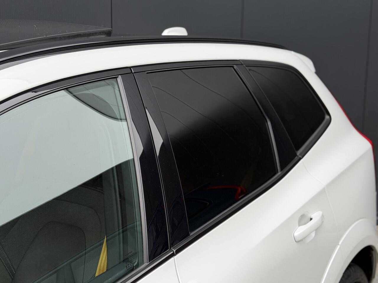 Volvo XC60 2.0 T8 Plug-in-hybrid AWD Polestar Engineered Bowers & Wilkins | 22 inch wielen | Graphical Head Up Display