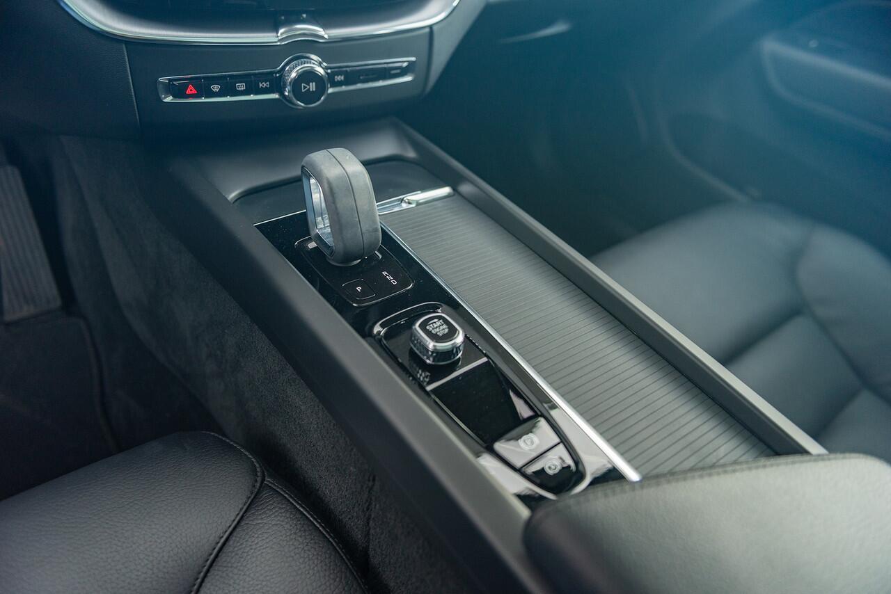 Volvo XC60 T6 Aut. Inscription Leder Parkeercamera 340pk