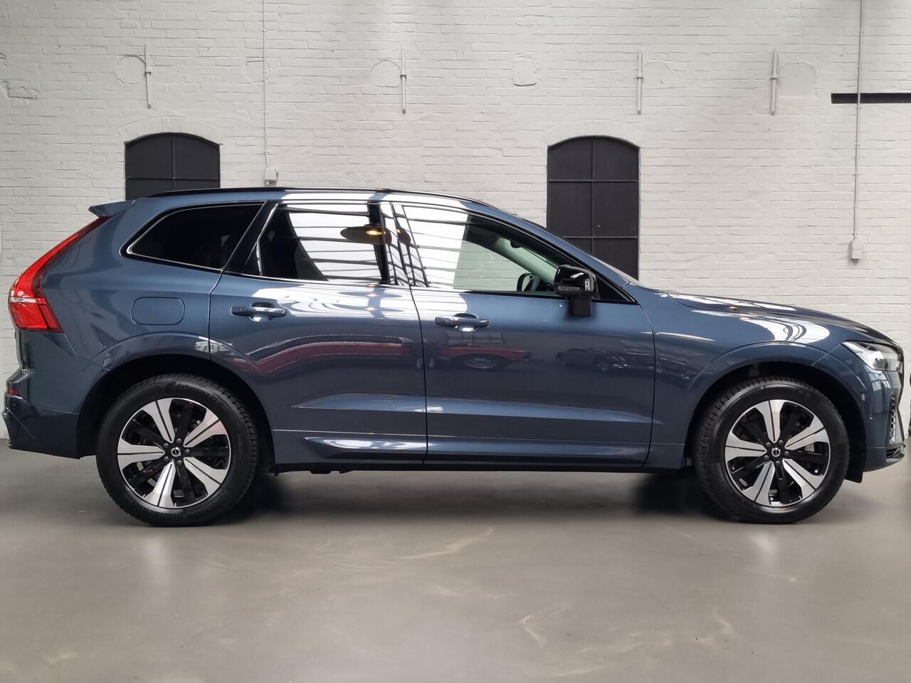 Volvo XC60 2.0 T6 Plug-in hybrid AWD Plus Dark PANO / 360 CAMERA / LEER / STUUR EN STOELVERWARMING