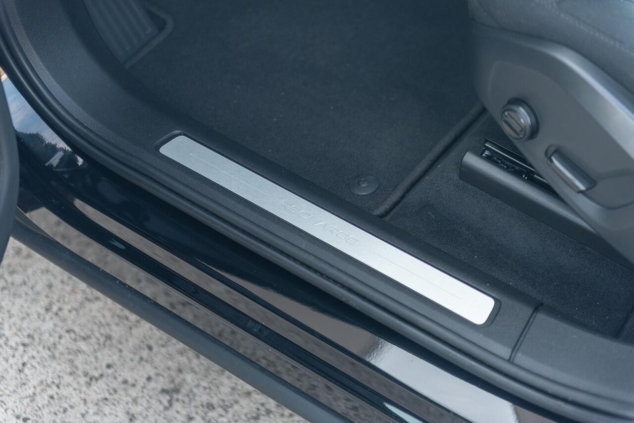 Volvo XC60 T6 Aut. Inscription Parkeersensor Schuifdak ACC 340pk