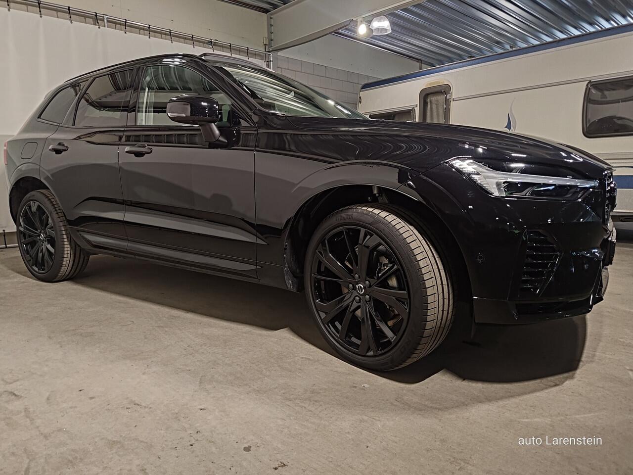 Volvo XC60 2.0 T6 350pk Plug-in hybrid AWD Ultra Black Edition Panoramadak / Head-Up / 360 / ACC / Navi / High Audio / Carplay / Winter Pack