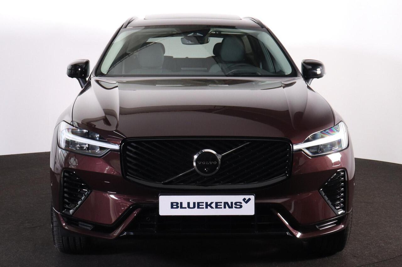 Volvo XC60 T8 Recharge AWD Ultra Dark - Panorama/schuifdak - IntelliSafe Assist & Surround - 360º Camera - Harman/Kardon audio - Adaptieve LED koplampen - Verwarmde voorstoelen, stuur & achterbank - Parkeersensoren voor & achter - Elektr. bedienb. voorstoelen met ge