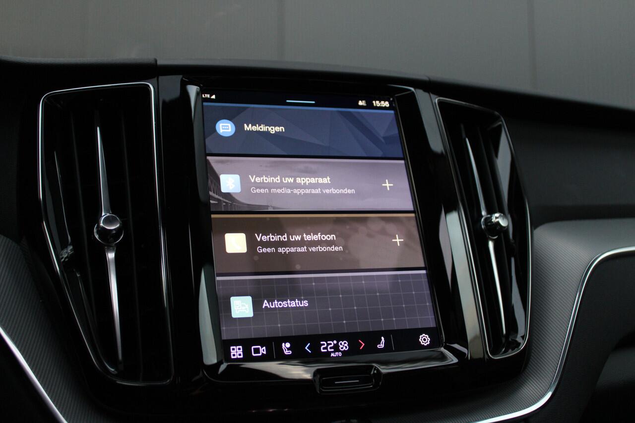 Volvo XC60 2.0 T6 Plug-in hybrid AWD Plus Dark - 360 Camera - Pano - H&K - Stoel/Stuurverwarming - Memory - BLIS - Keyless - Rijklaar