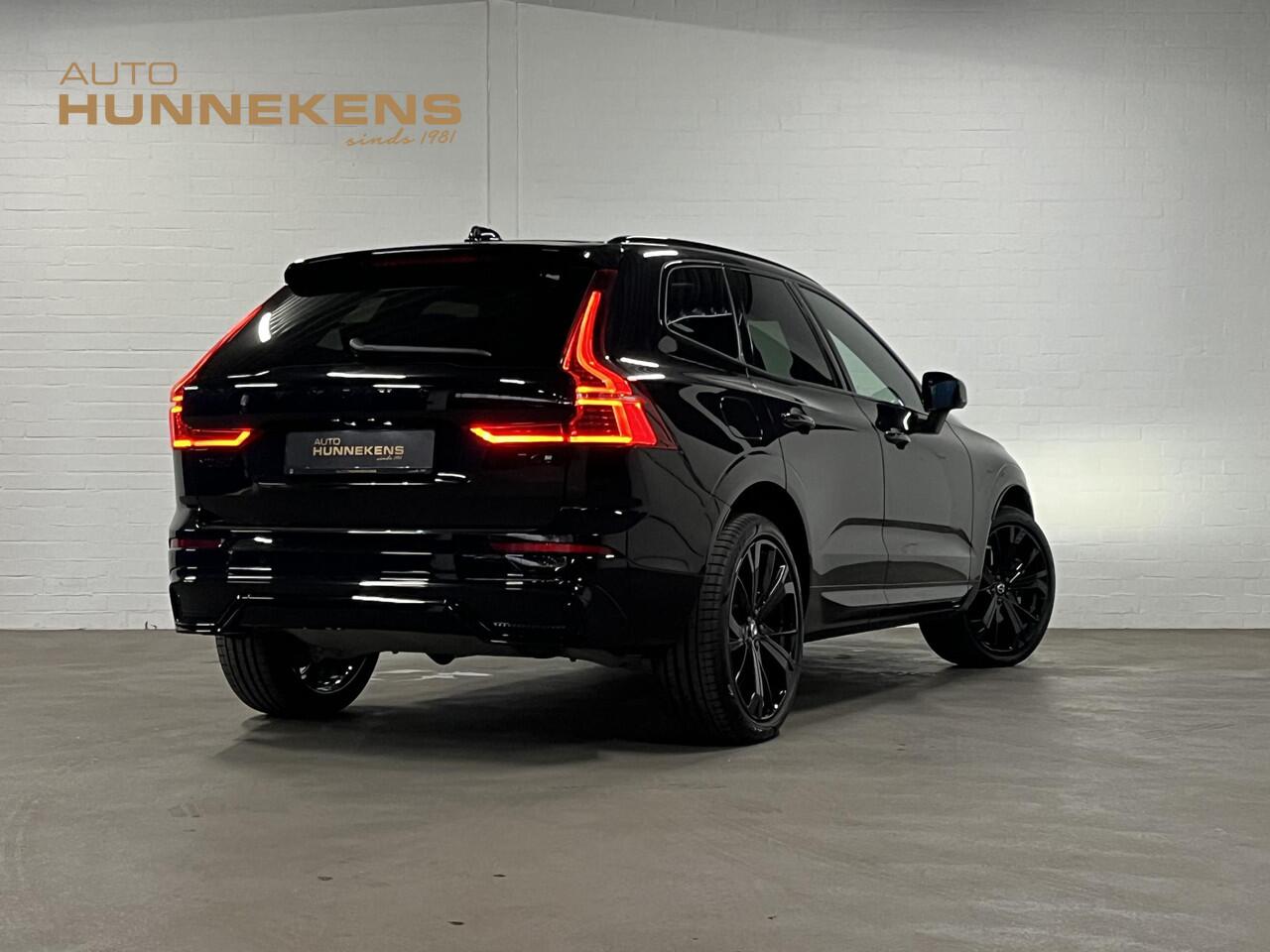 Volvo XC60 2.0 T6 Plug-in hybrid Black Edition | Open dak | Adapt. Cruise | Stoel-/Stuurverwarming | Memory seats | 21"