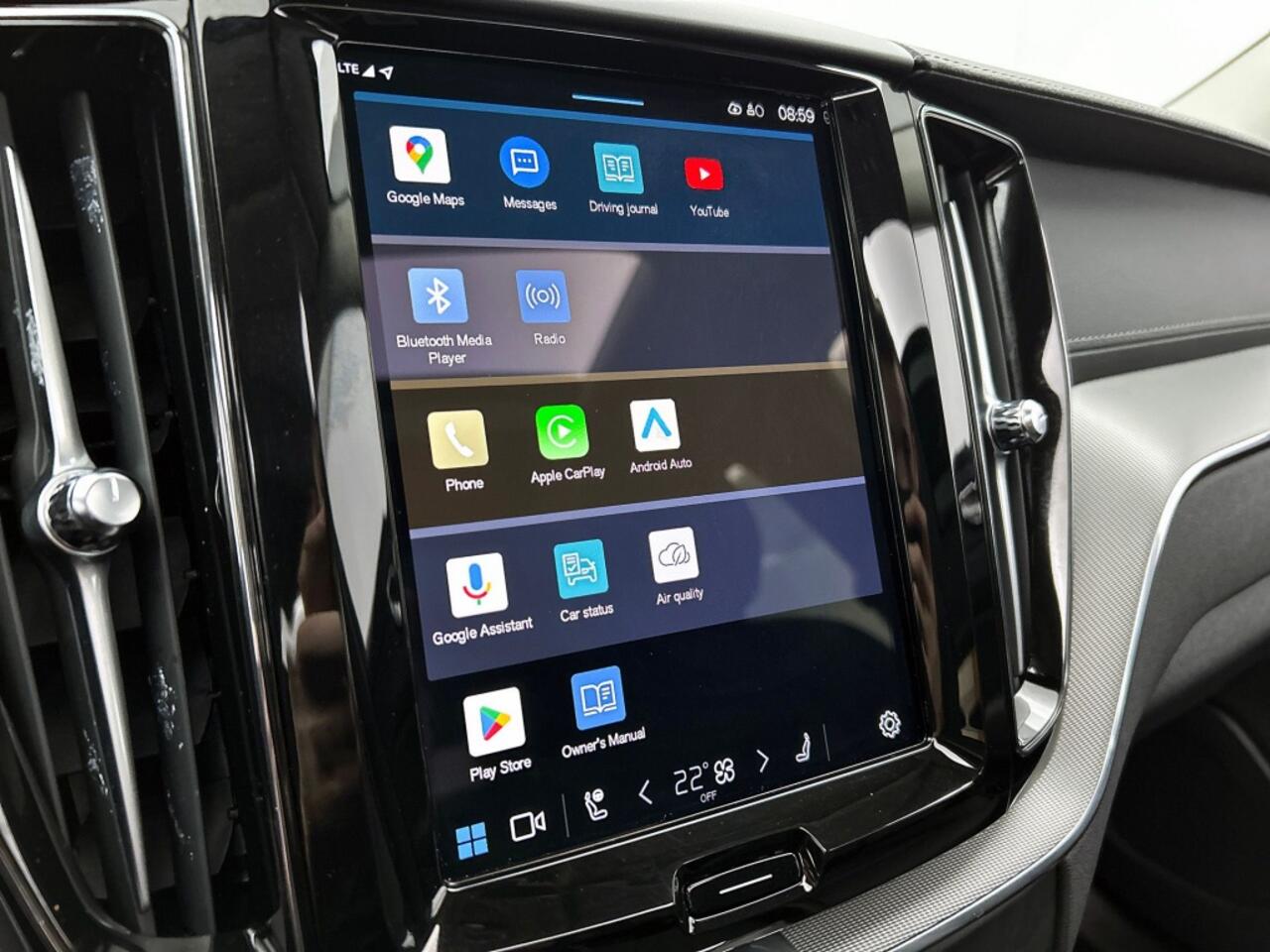 Volvo XC60 2.0 T6 AWD Ultra Dark | Trekhaak | Leder | Panorama dak |