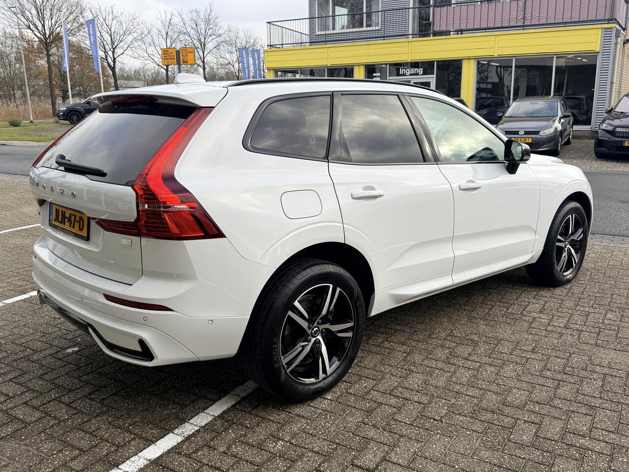 Volvo XC60 2.0 Recharge T6 AWD R-Design | Apple Carplay | Luchtvering | H&K | Stoelventilatie | 360 Camera | Achterbank verwarming