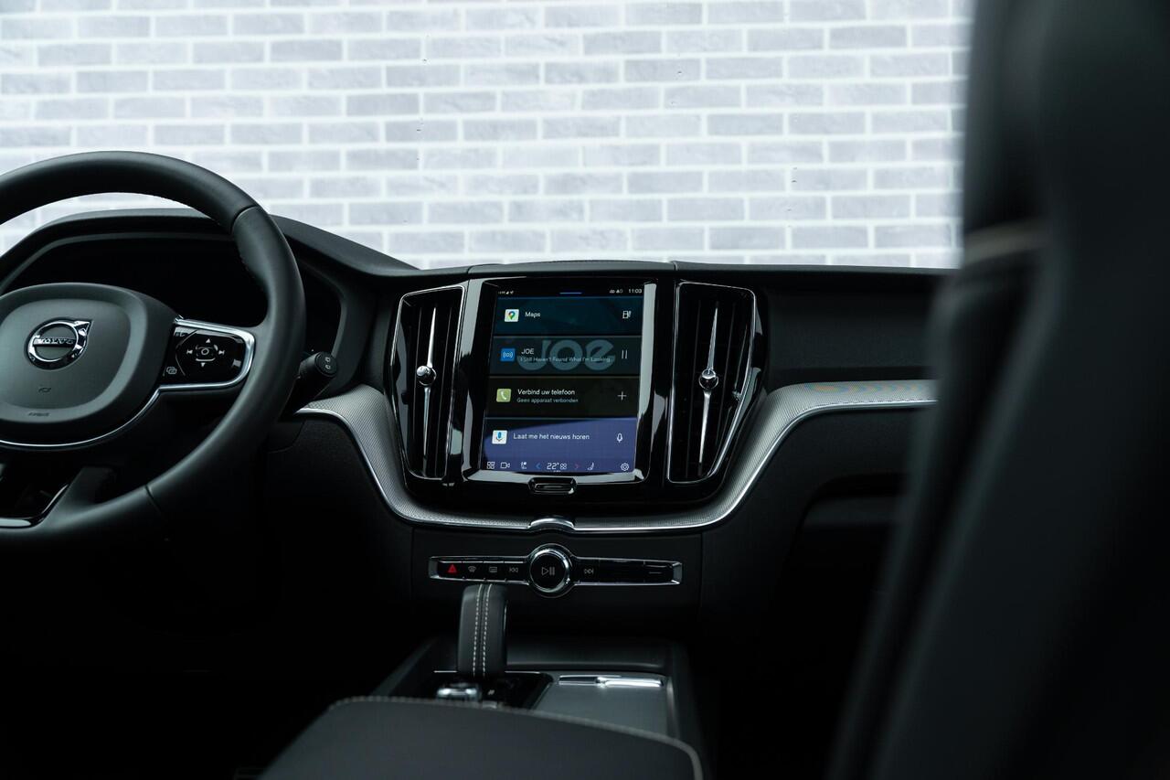 Volvo XC60 T6 Plug-in hybrid AWD R-Design Aut. | Long Range | Google Maps | Adaptieve Cruise Control | Panoramadak | Trekhaak | Harman Kardon Audio | Stoel-/Stuur-/Voorruitverwarming | Parkeercamera |