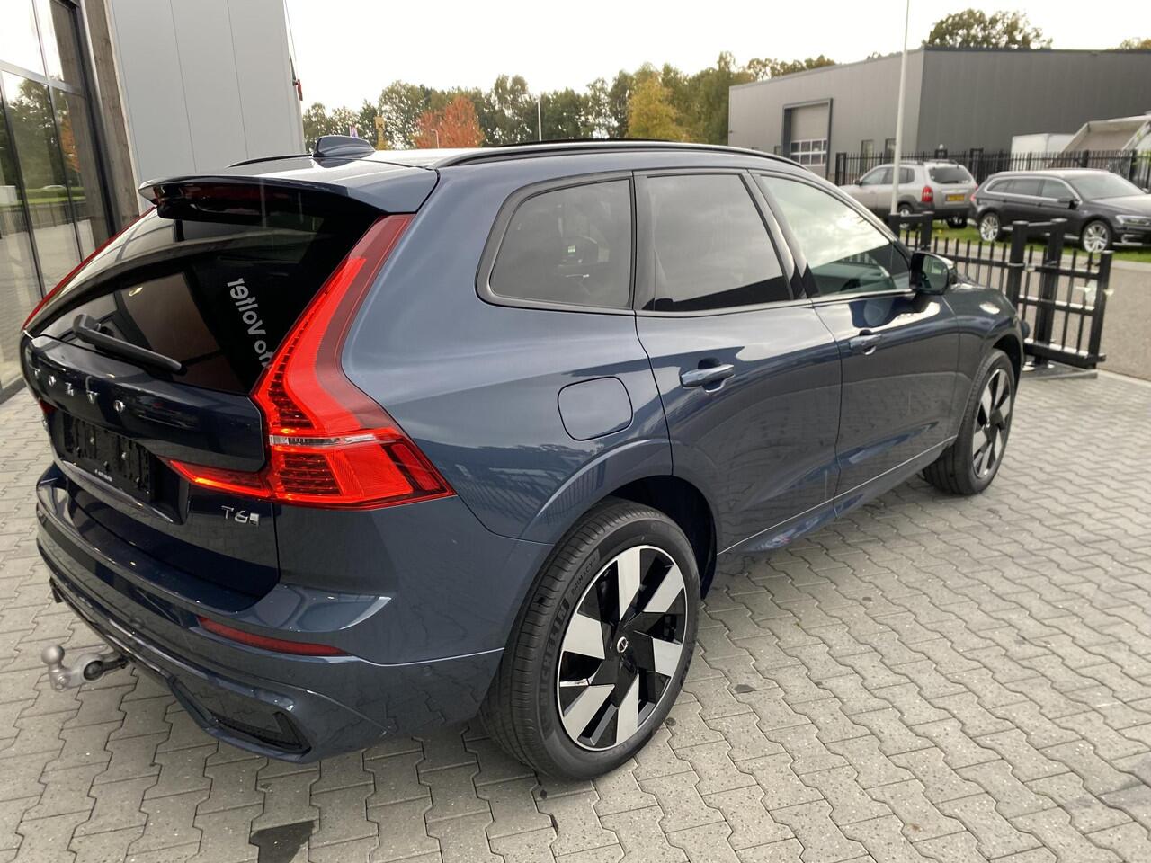 Volvo XC60 2.0 T6 Plug-in hybrid AWD Plus Dark 360|ACC|H&K|trekhaak