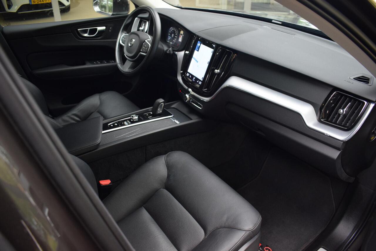 Volvo XC60 2.0 Recharge T6 AWD Inscription met Pano/Led/Leder