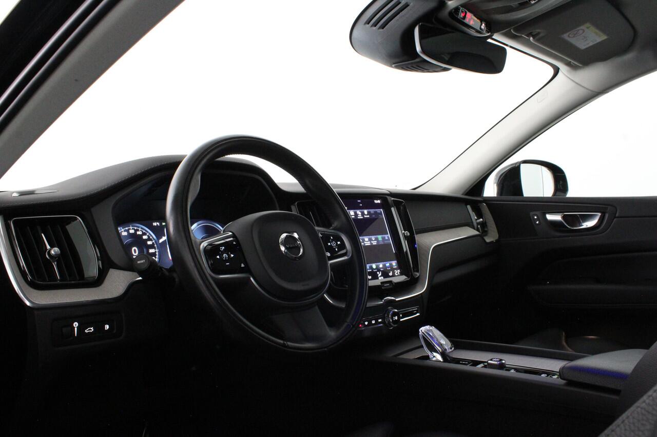 Volvo XC60 2.0 T6 Plug-in hybrid AWD Inscription 341pk/Trekhaak/Pano.schuif/Memory/Leer/ONYX BLACK/Apple CarPlay/Standverwarming