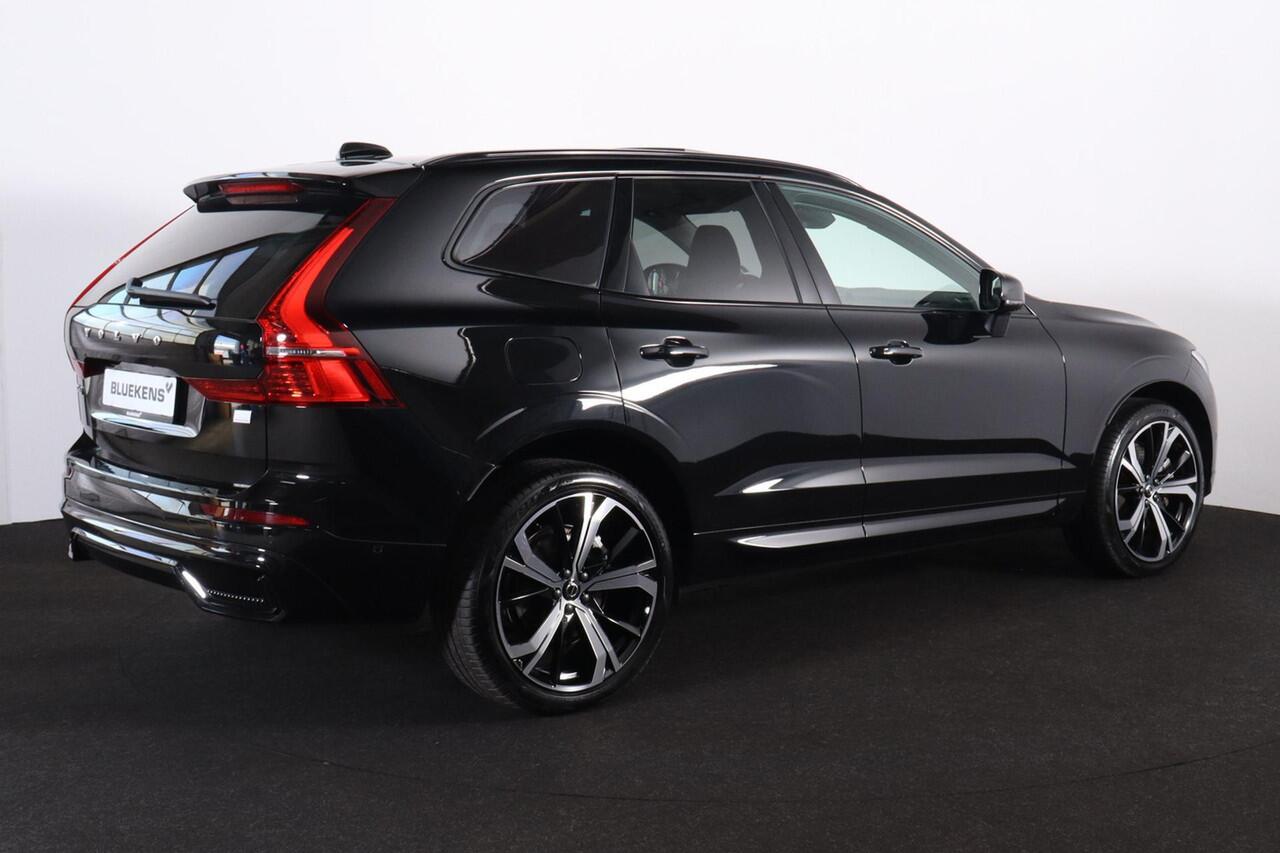 Volvo XC60 T8 Recharge AWD Ultimate Dark - Panorama/schuifdak - IntelliSafe Assist & Surround - 360º Camera - Verwarmde voorstoelen, stuur & achterbank - Parkeersensoren voor & achter - Elektr. bedienb. voorstoelen met geheugen - Head up display - Draadloze tel. lad