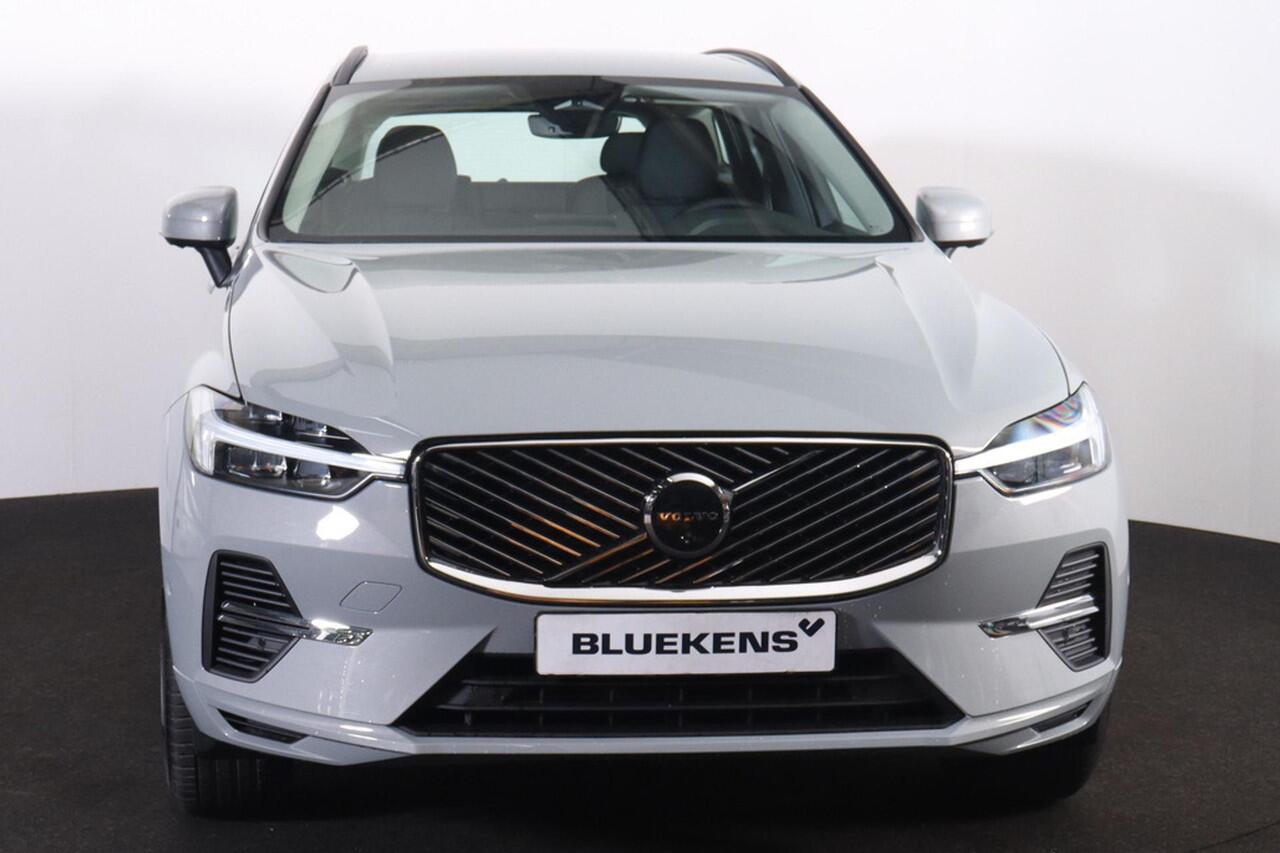Volvo XC60 T6 Plug-in hybrid AWD Business Edition - FACELIFT - Adaptive Cruise Control - 360 graden camera - Google Infotainment - Harman Kardon Audio - Verwarmbaar stuurwiel - Verwarmbare voorstoelen - Verwarbare achterbank